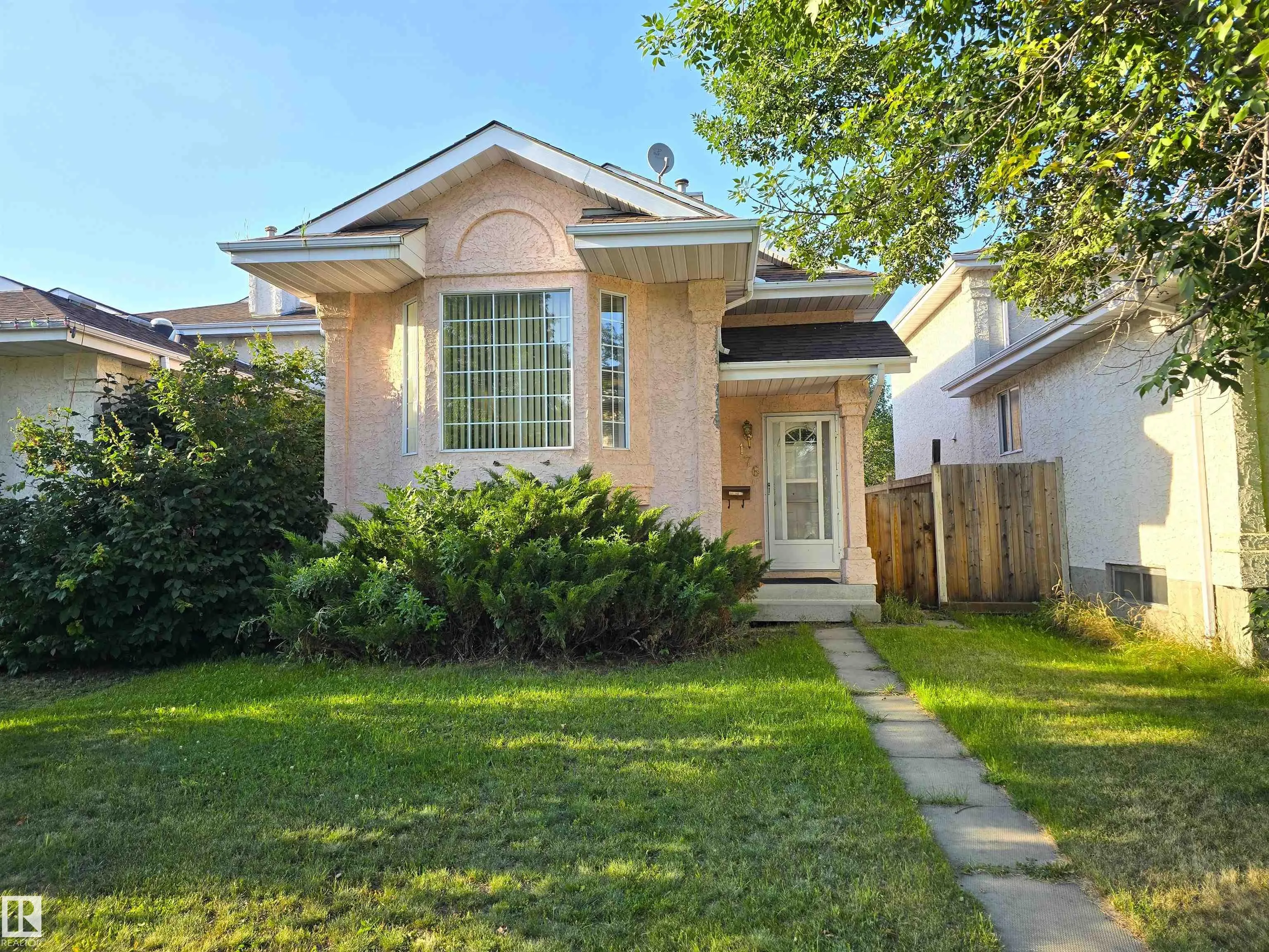 176 RIVER Point(e)