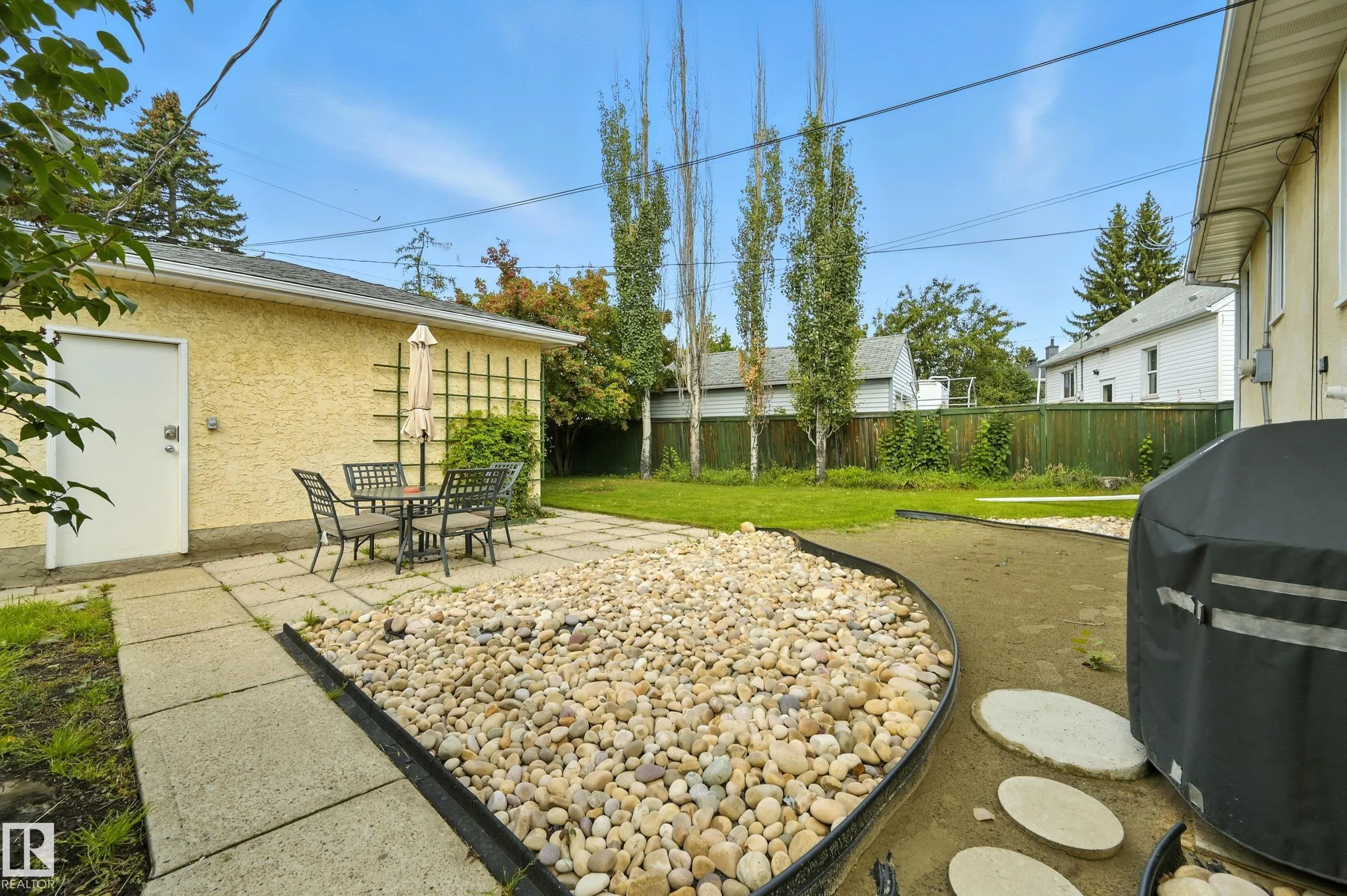 11316 113 Street