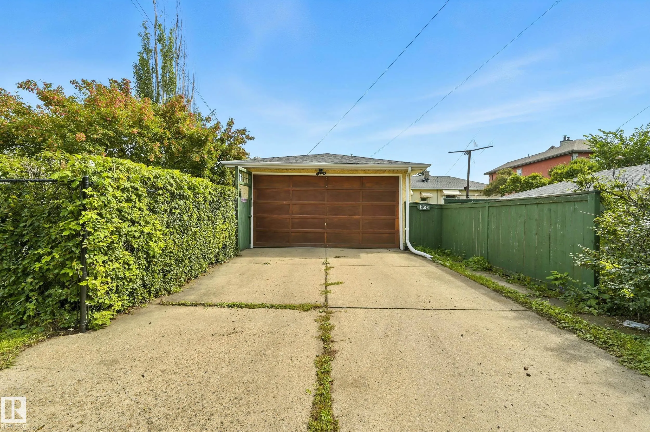 11316 113 Street