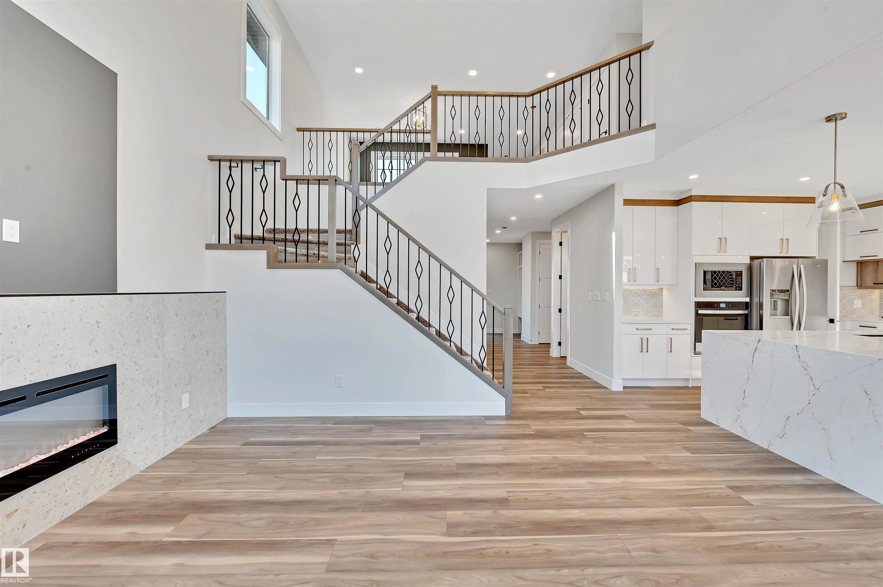 5 HILLWOOD Terrace