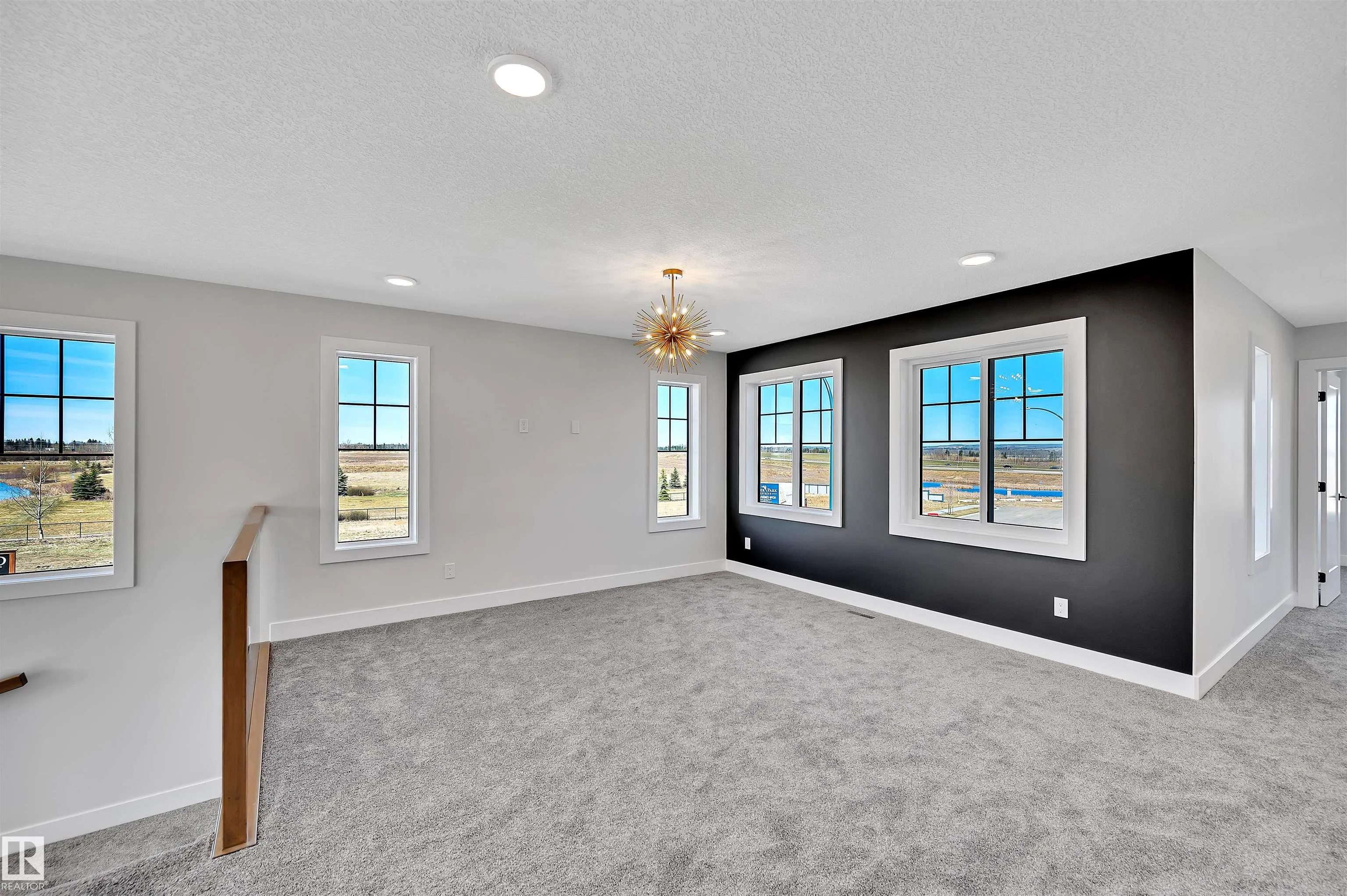 5 HILLWOOD Terrace