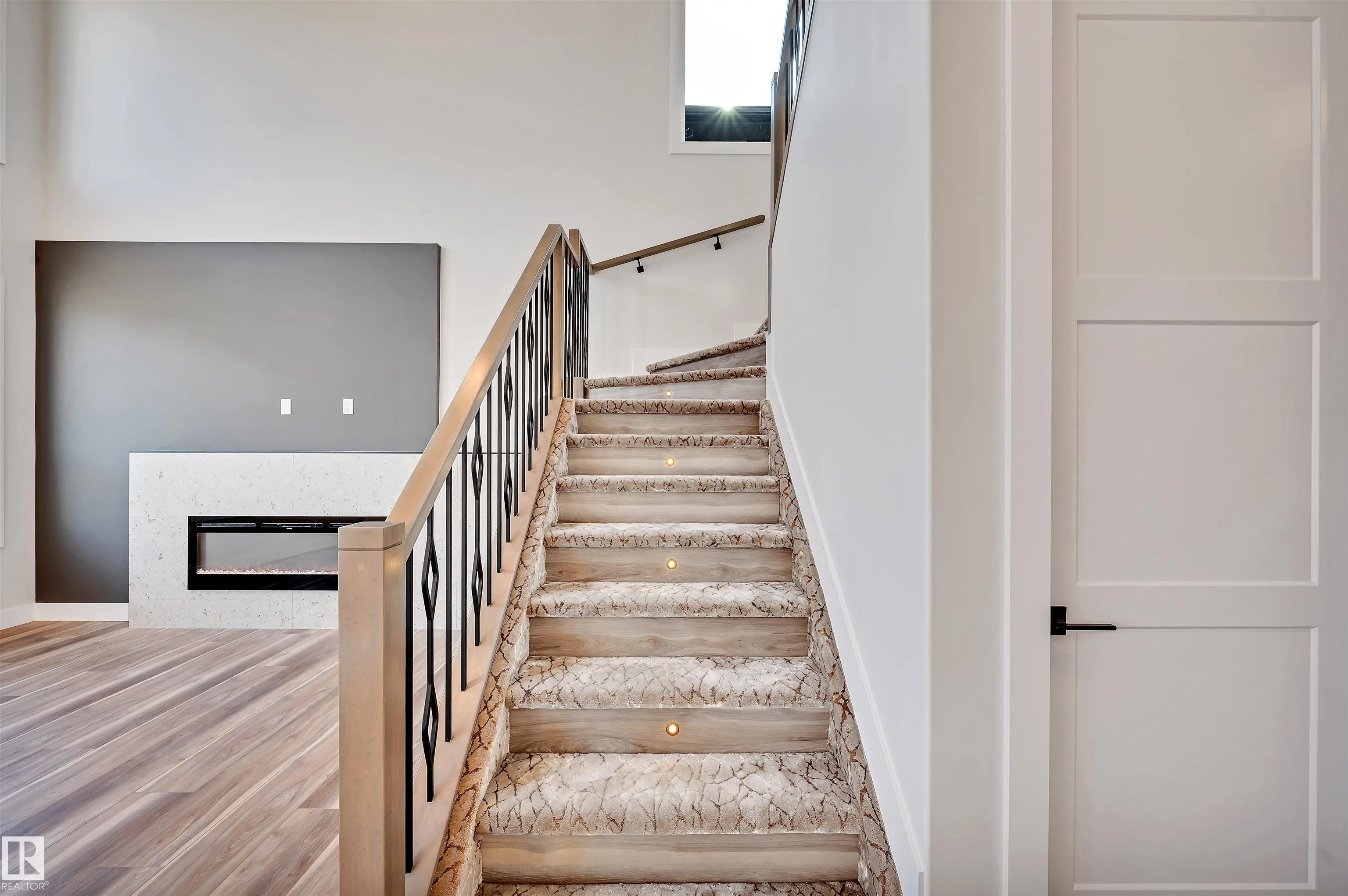 5 HILLWOOD Terrace