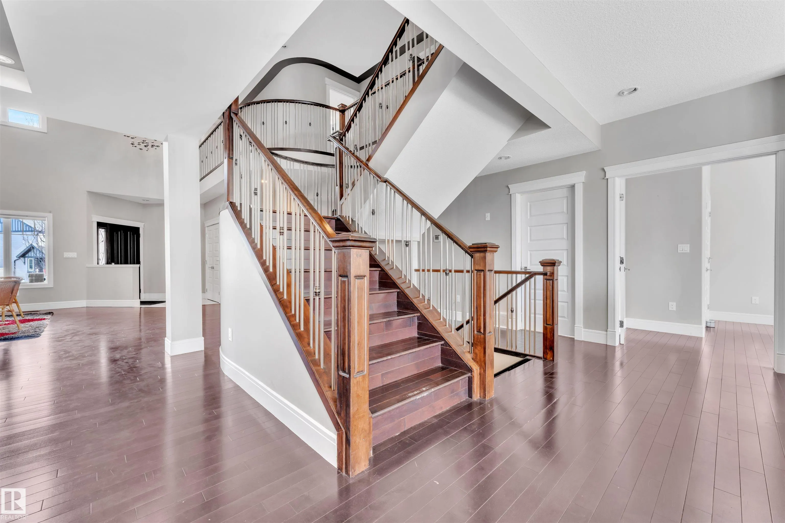 3948 CLAXTON Loop