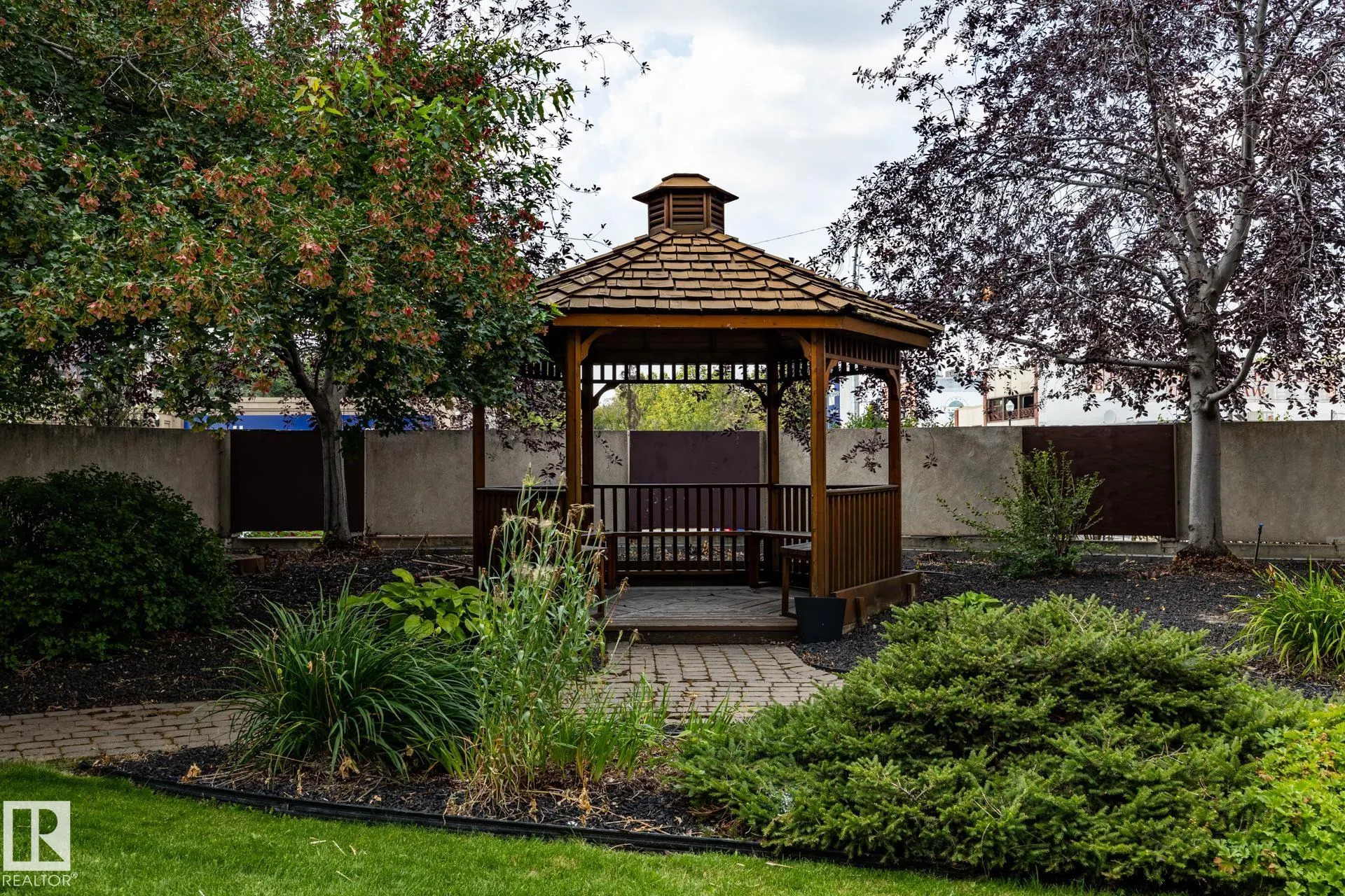 10883 SASKATCHEWAN Drive