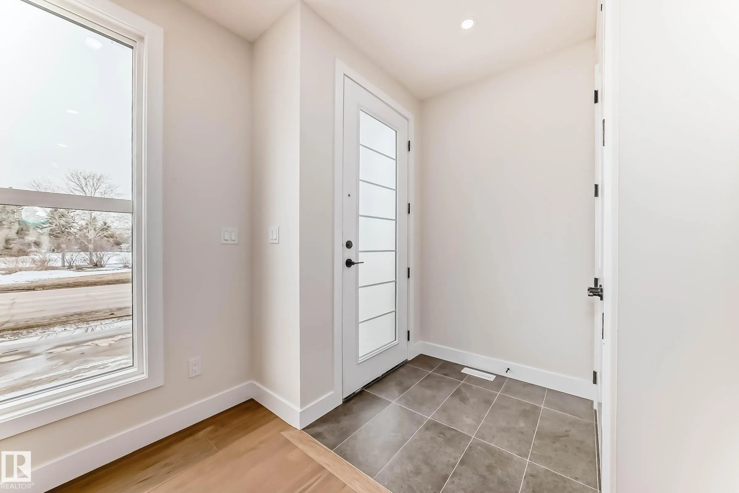 9633 85 Street