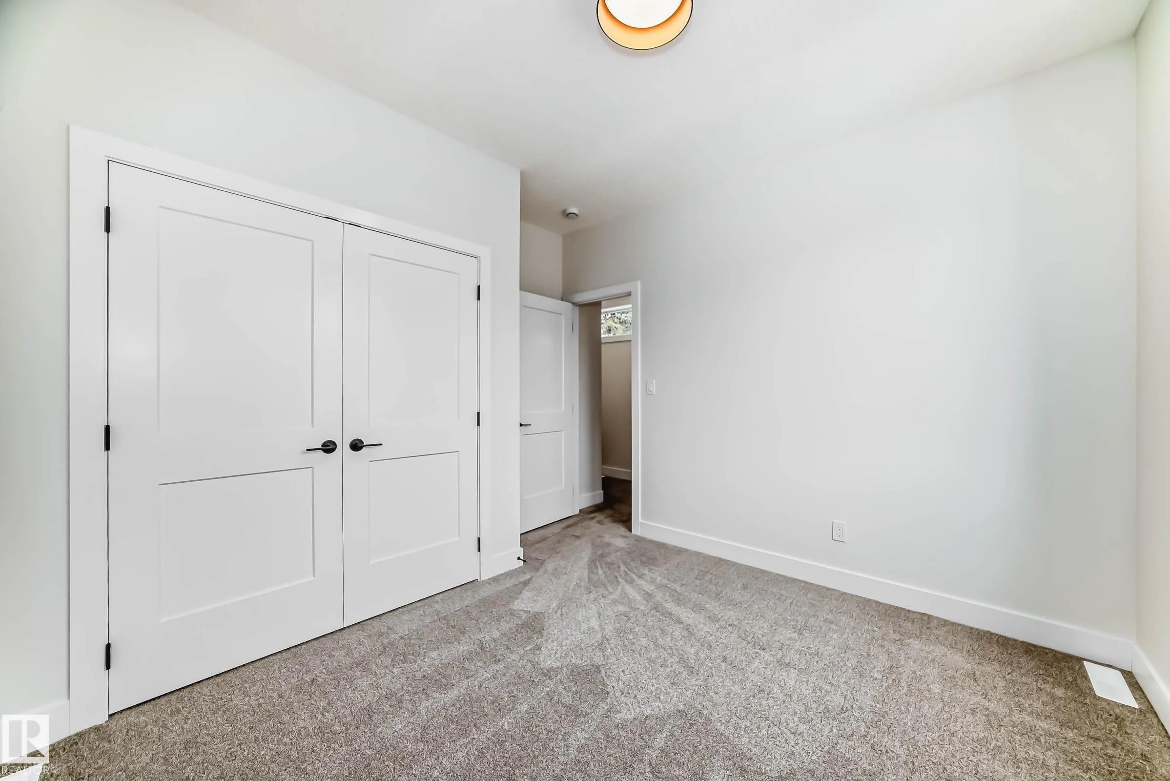 9633 85 Street