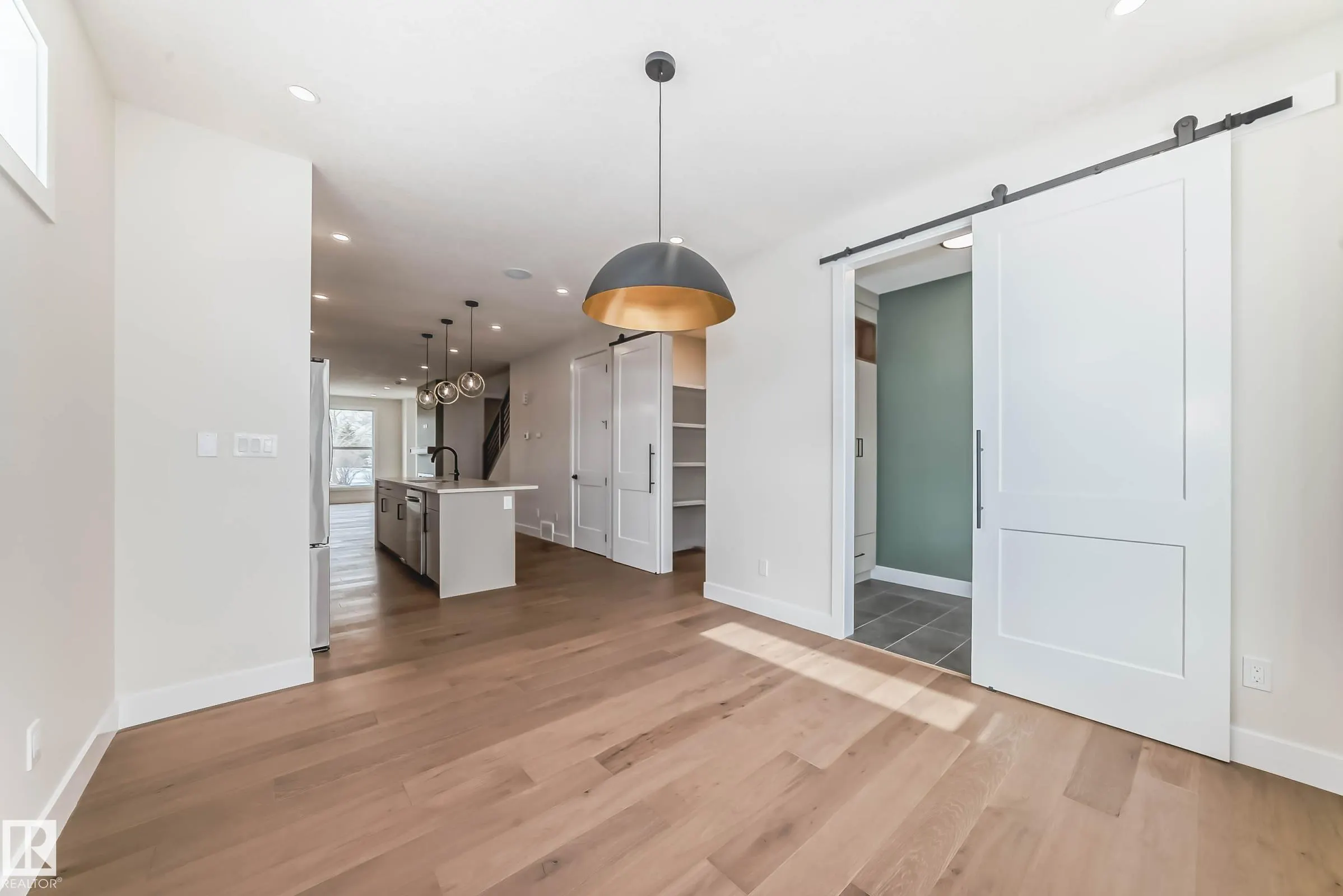 9633 85 Street