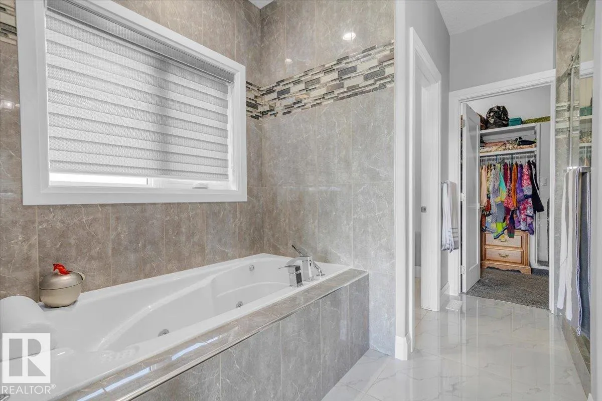 3165 Cameron Heights Way