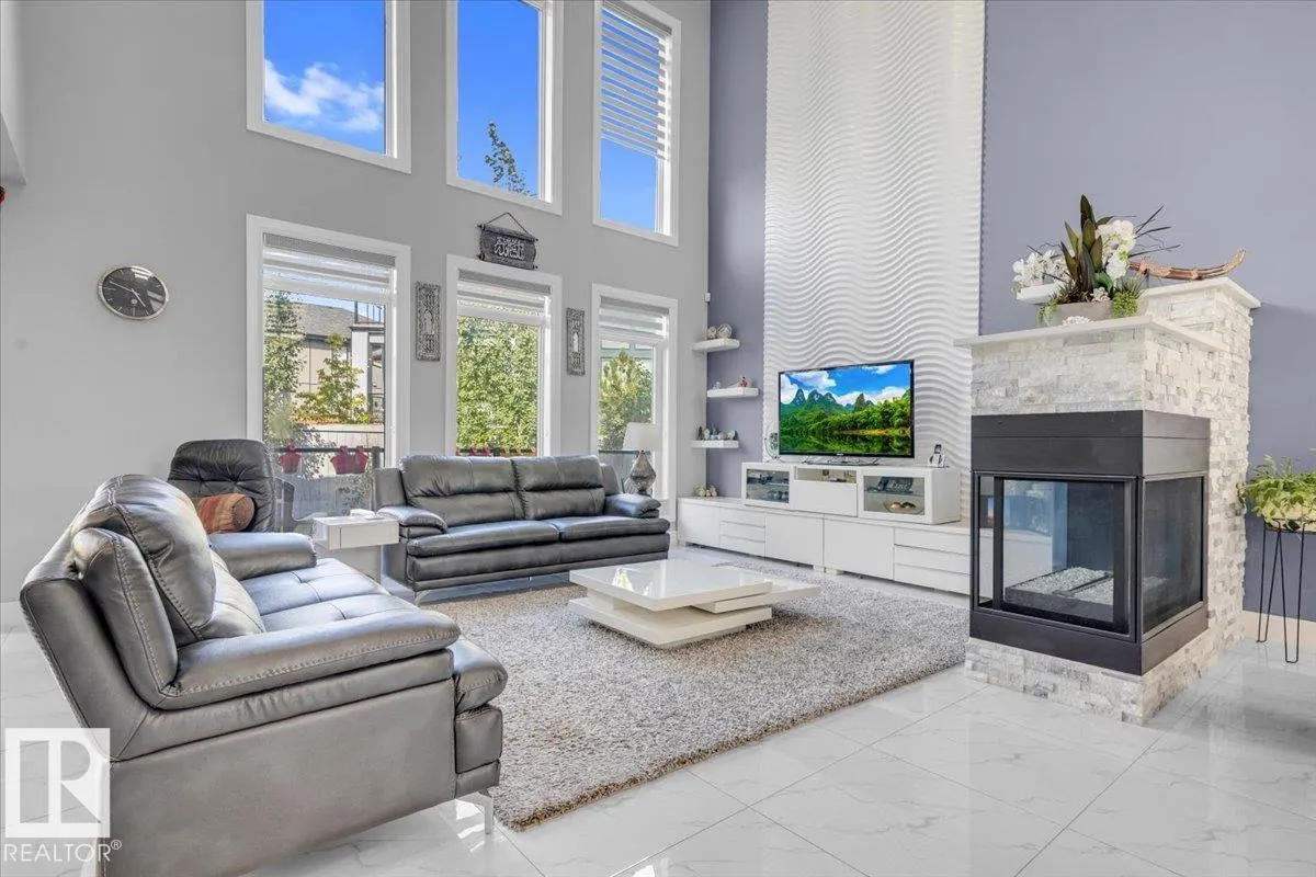 3165 Cameron Heights Way
