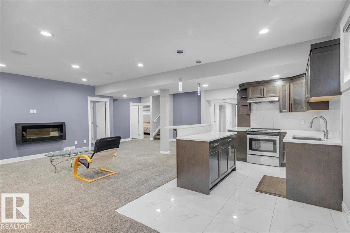 3165 Cameron Heights Way