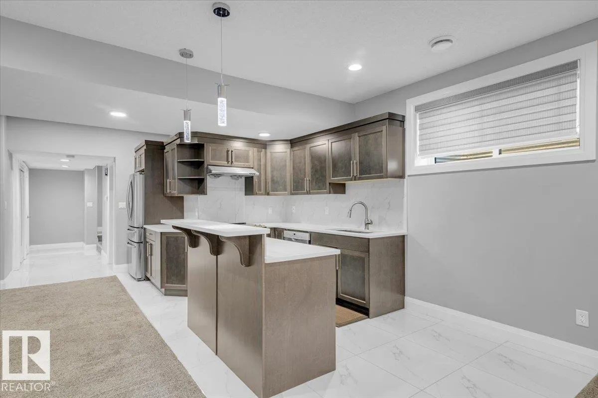 3165 Cameron Heights Way