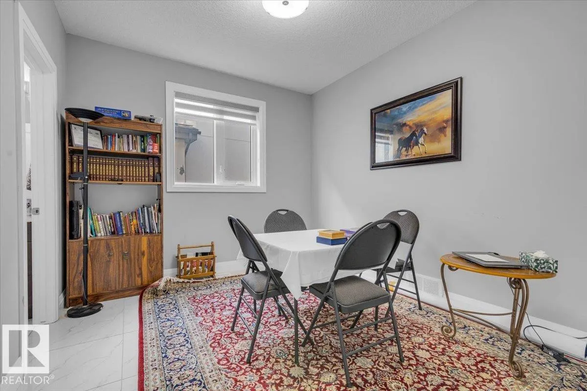 3165 Cameron Heights Way