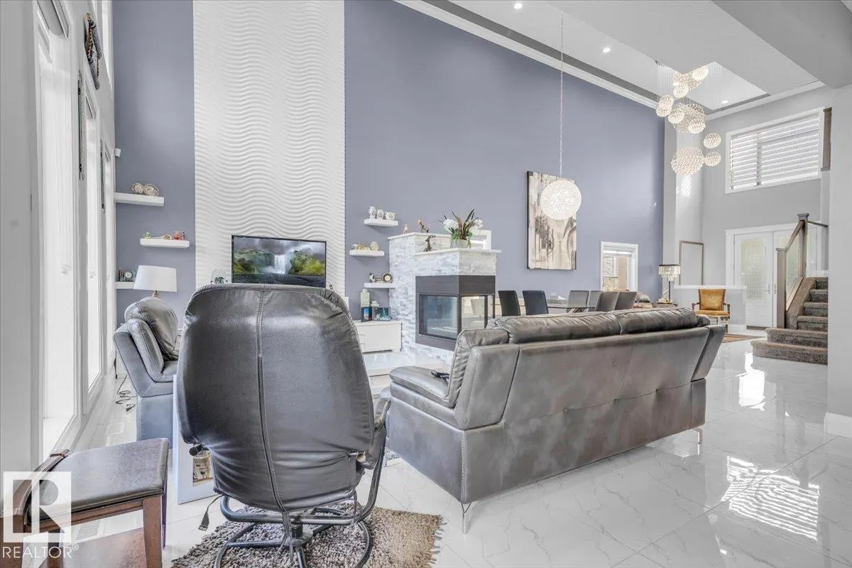 3165 Cameron Heights Way