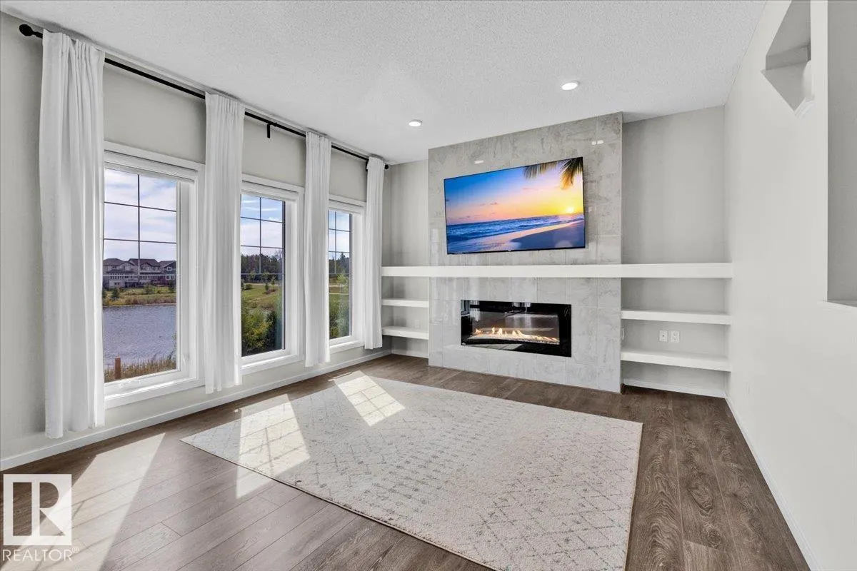 817 EAGLESON LINK Link