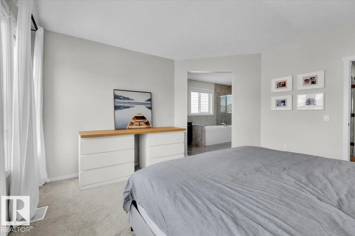817 EAGLESON LINK Link