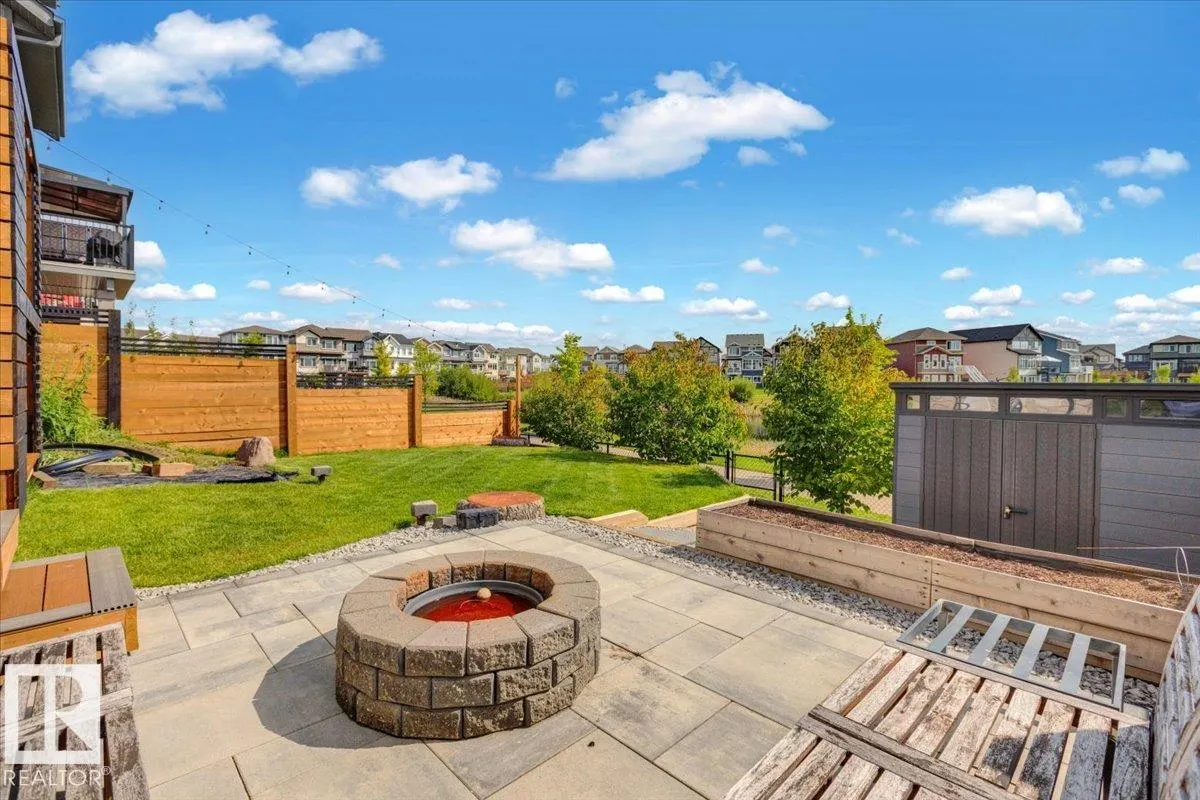 817 EAGLESON LINK Link