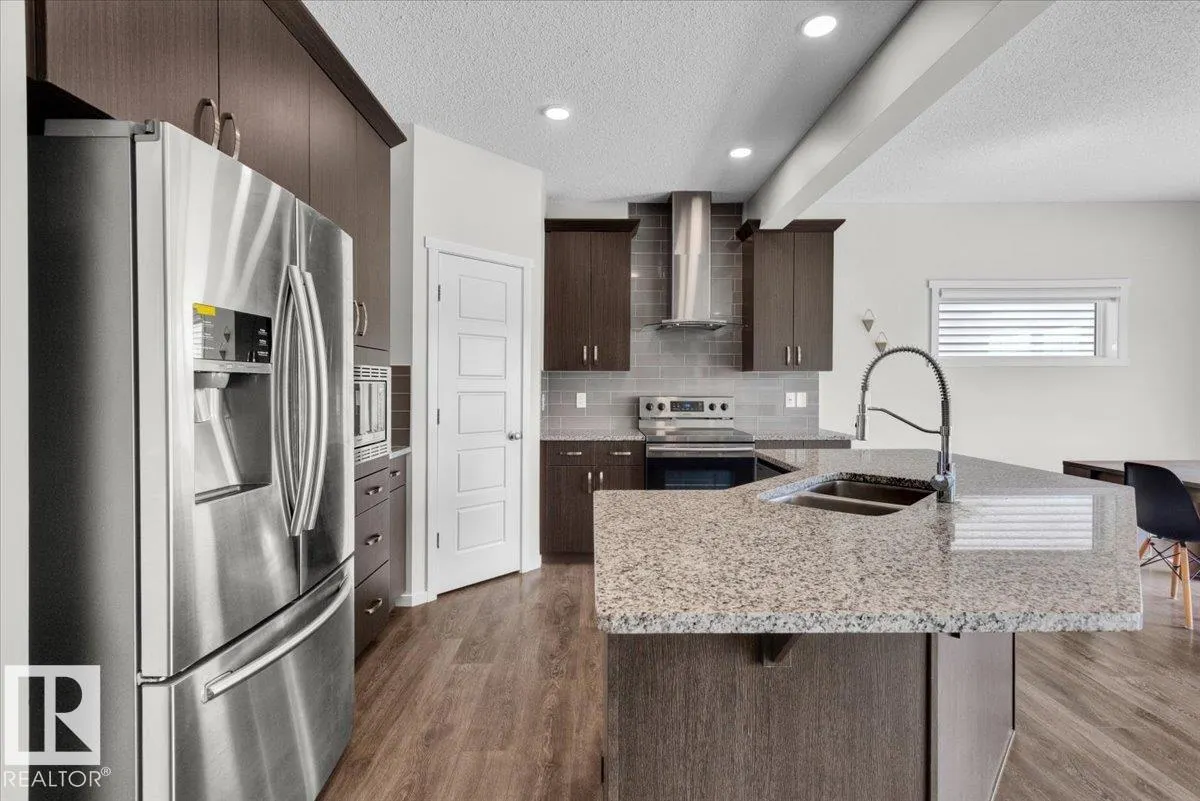 817 EAGLESON LINK Link