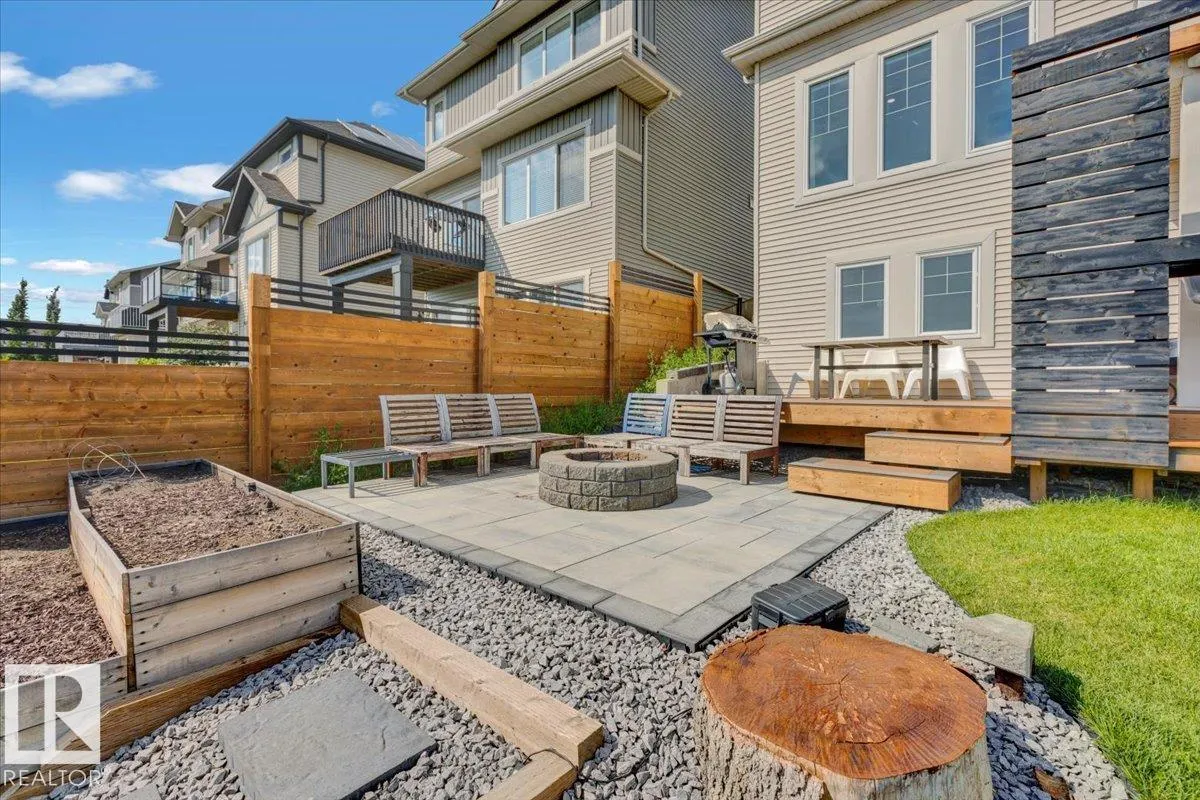 817 EAGLESON LINK Link