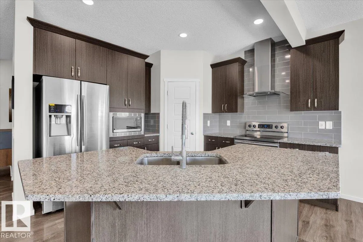 817 EAGLESON LINK Link