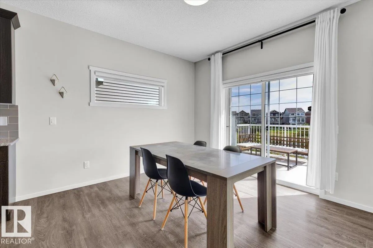 817 EAGLESON LINK Link