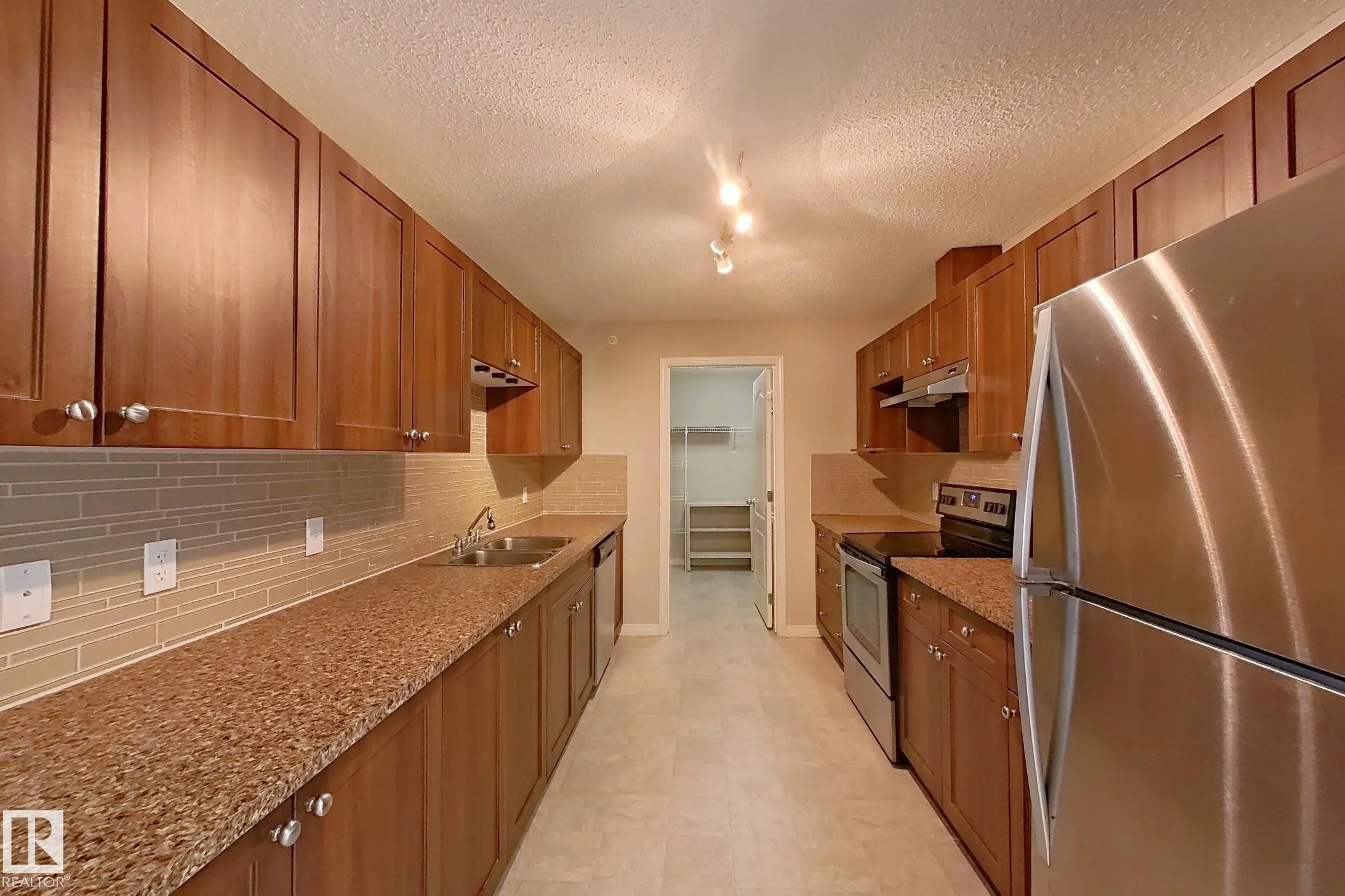 1520 Hammond Gate