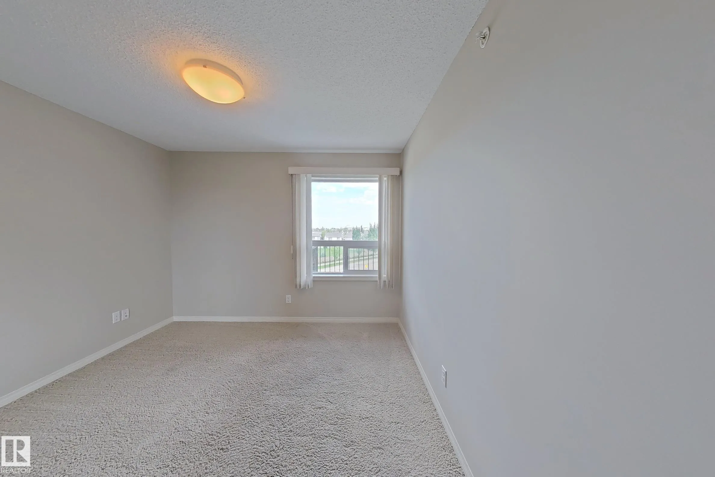 1520 Hammond Gate