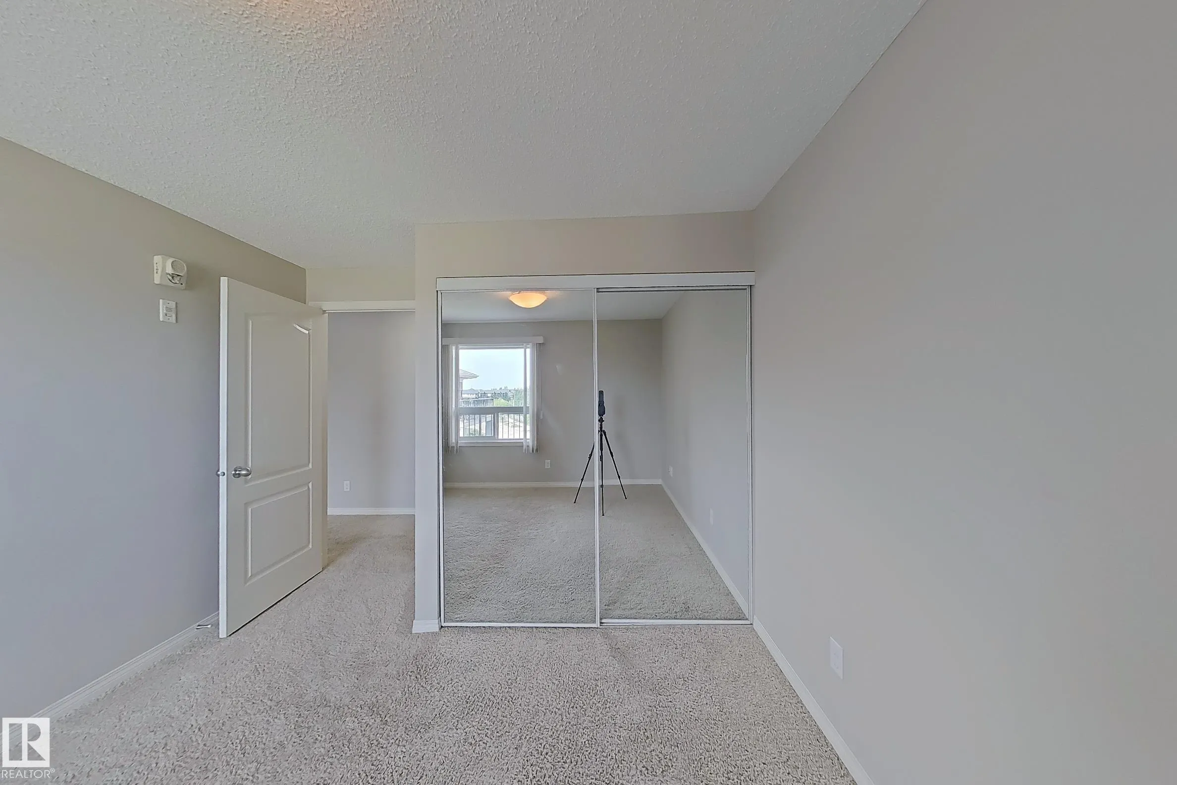 1520 Hammond Gate