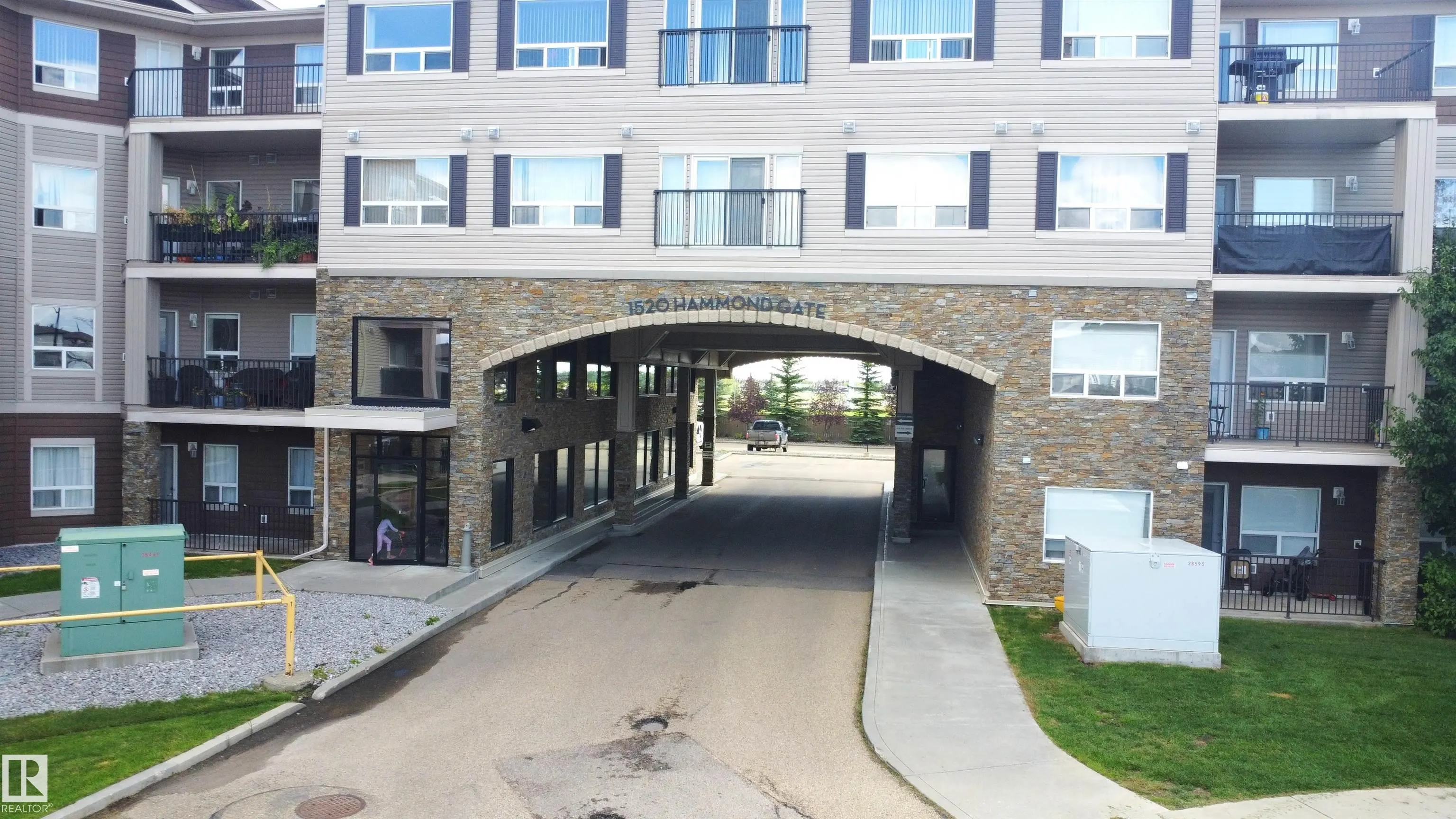 1520 Hammond Gate
