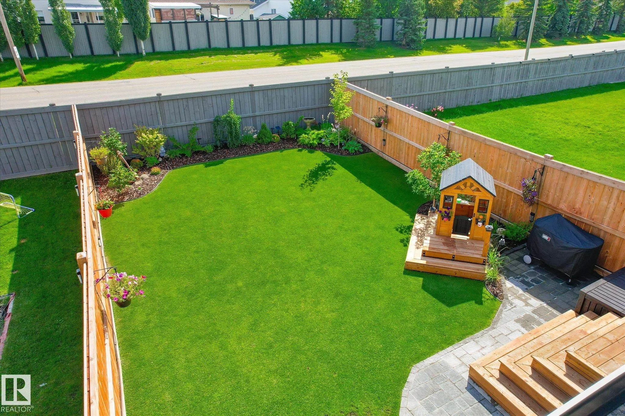 531 KLEINS Crescent