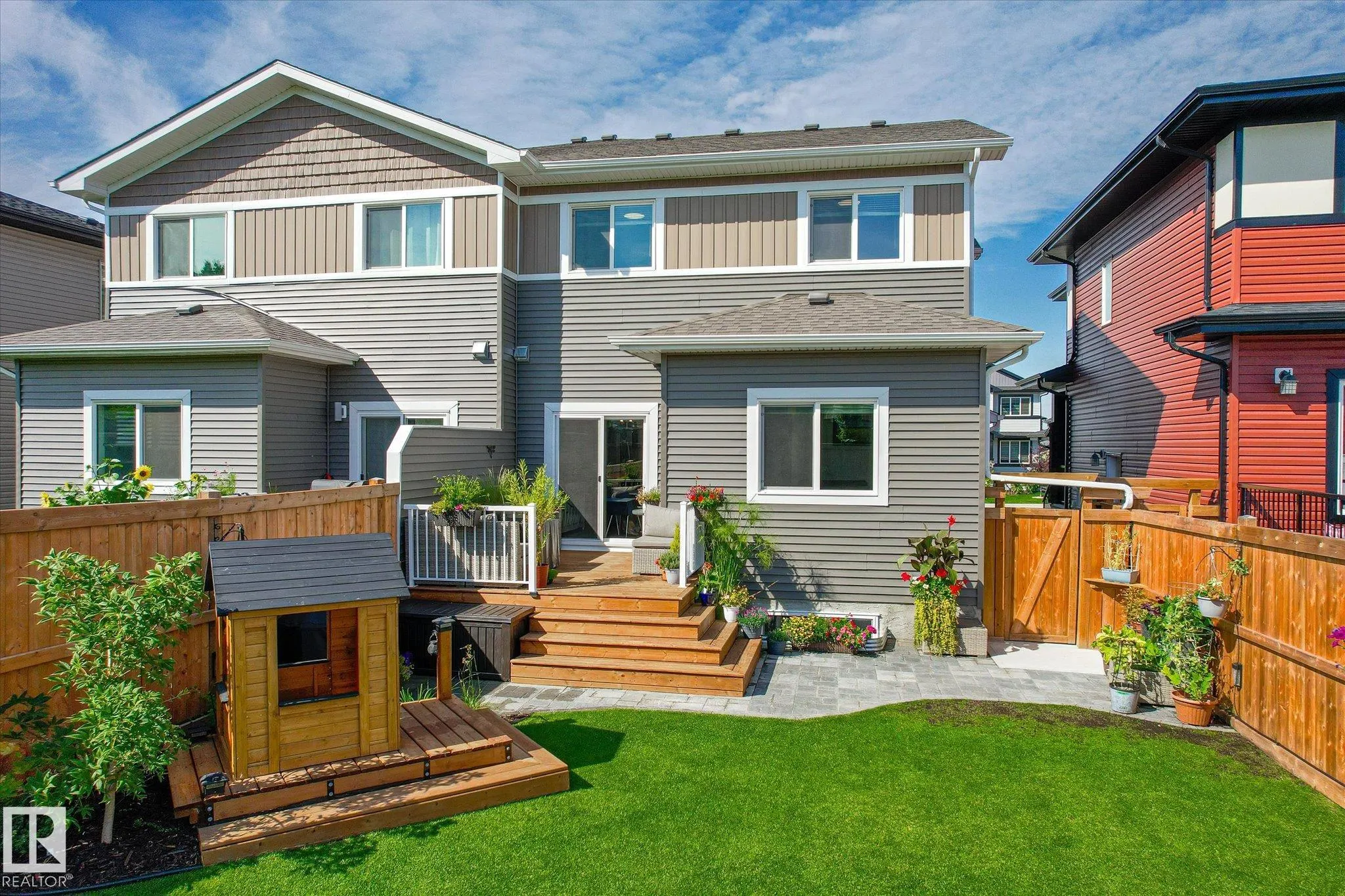 531 KLEINS Crescent