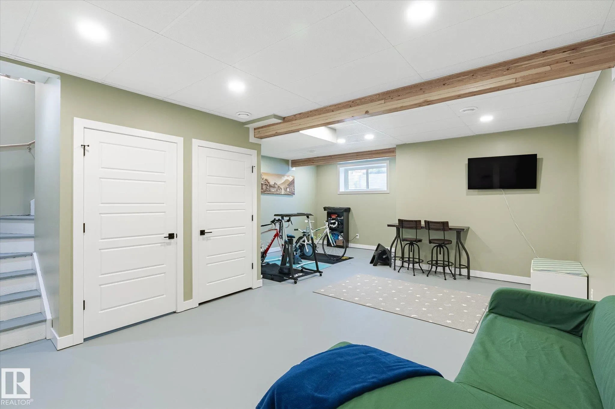 531 KLEINS Crescent
