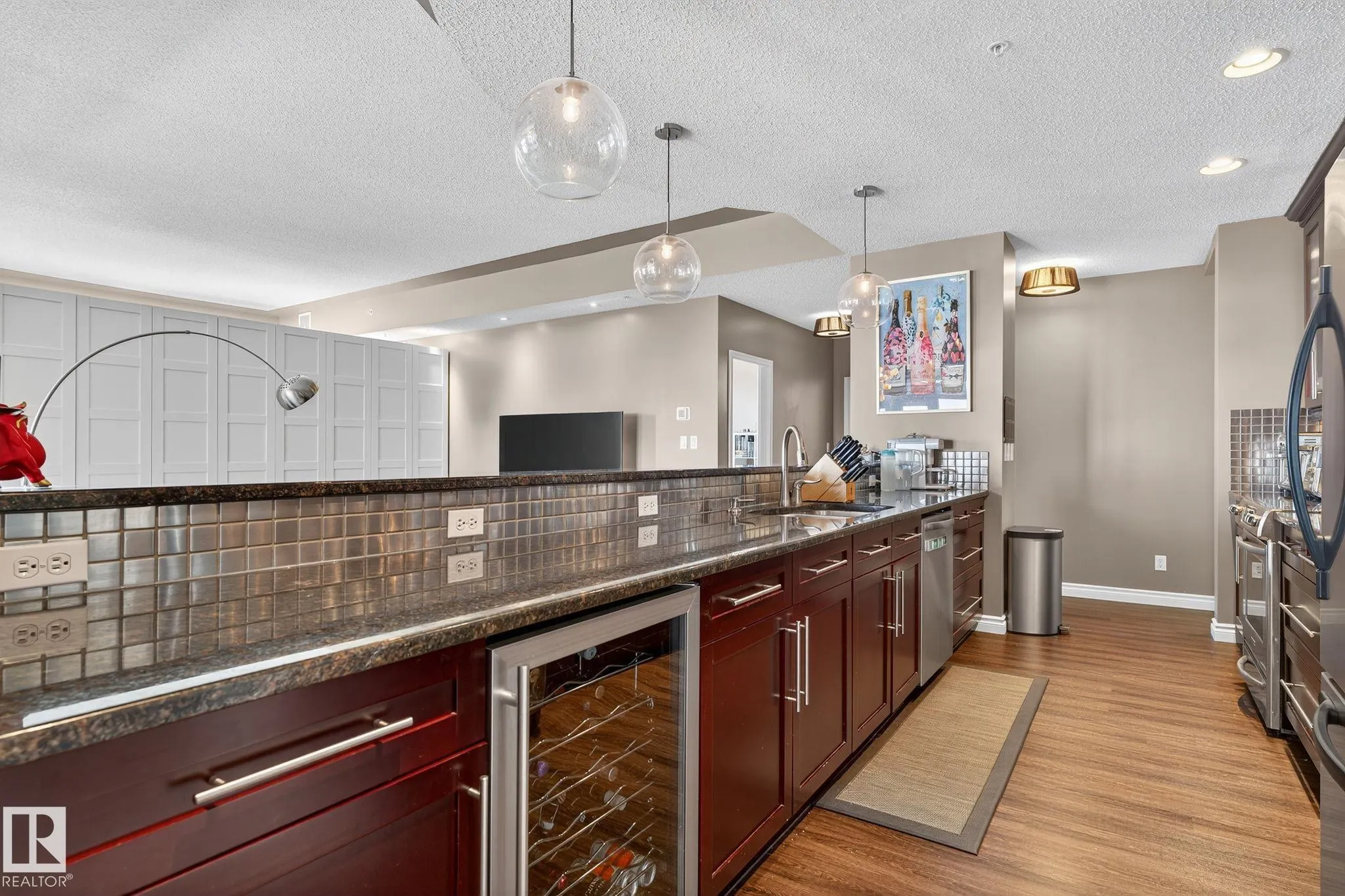 9020 JASPER Avenue