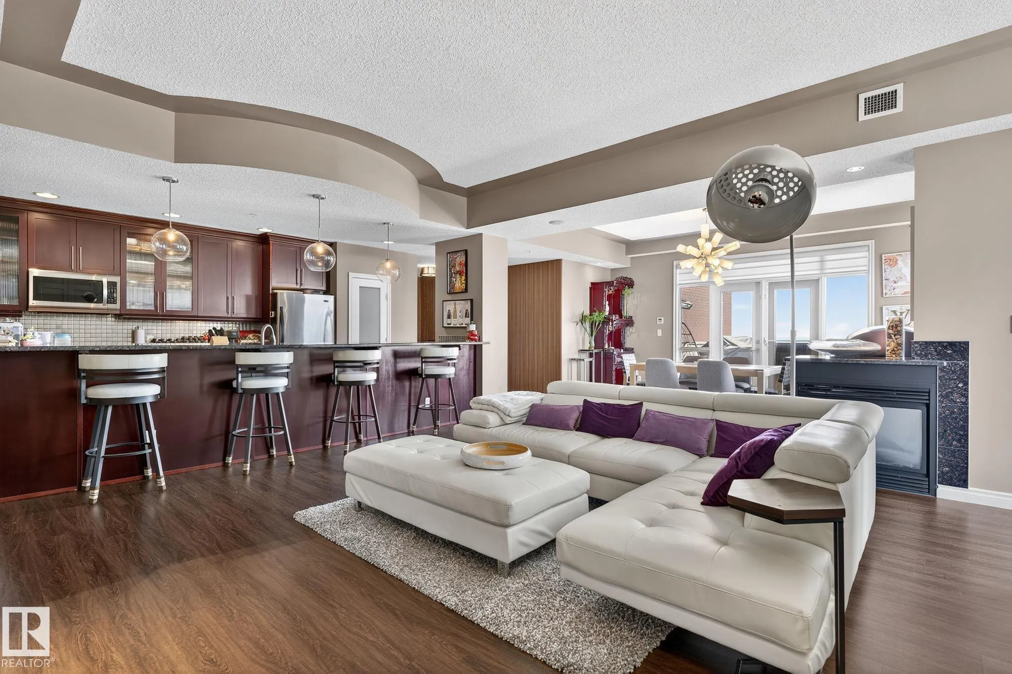 9020 JASPER Avenue