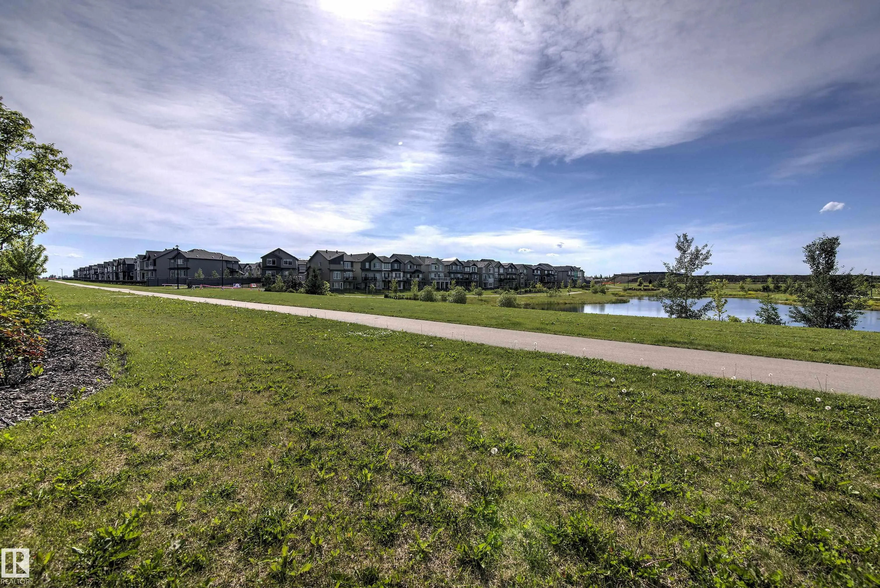 2654 DONAGHEY Crescent
