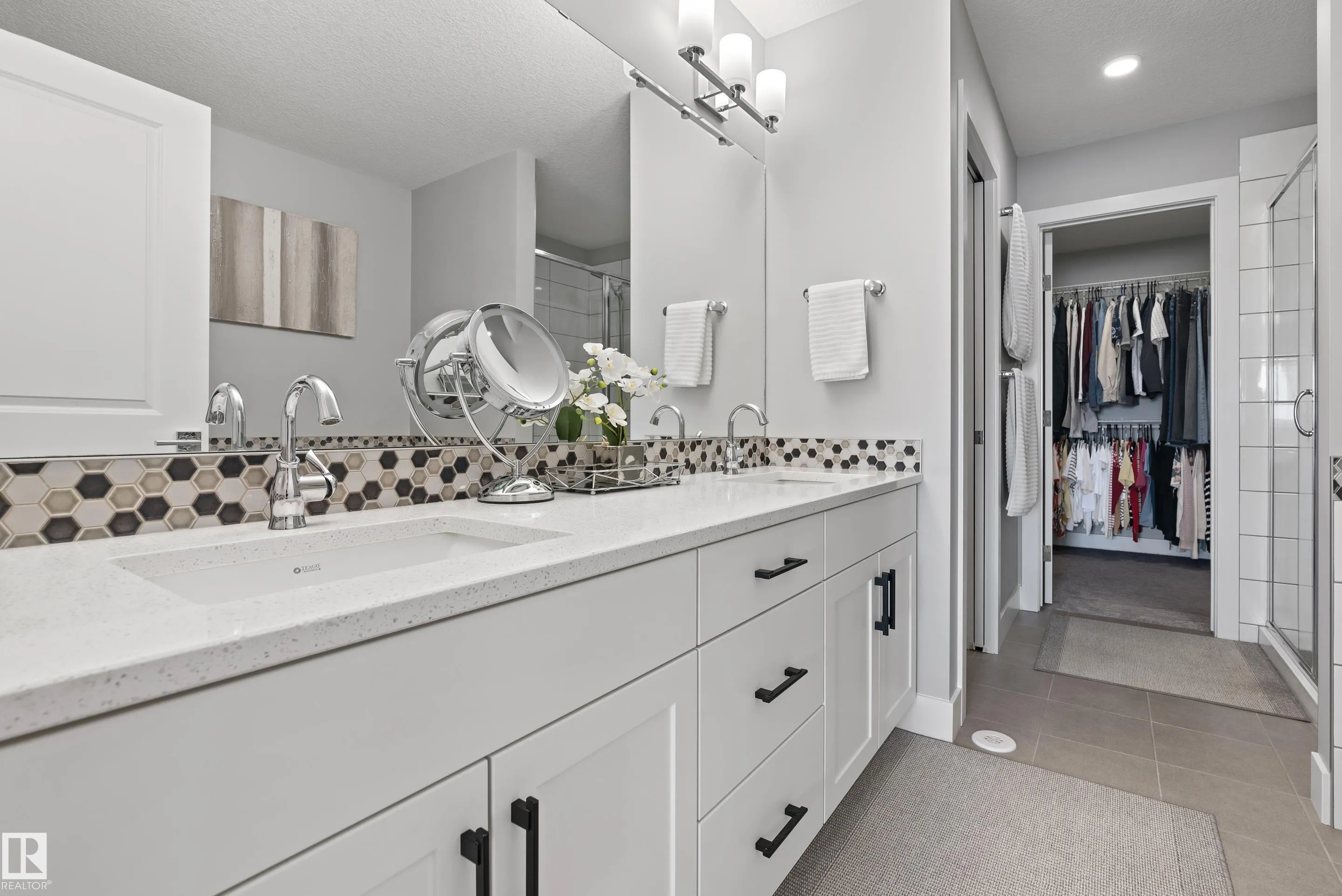 2654 DONAGHEY Crescent