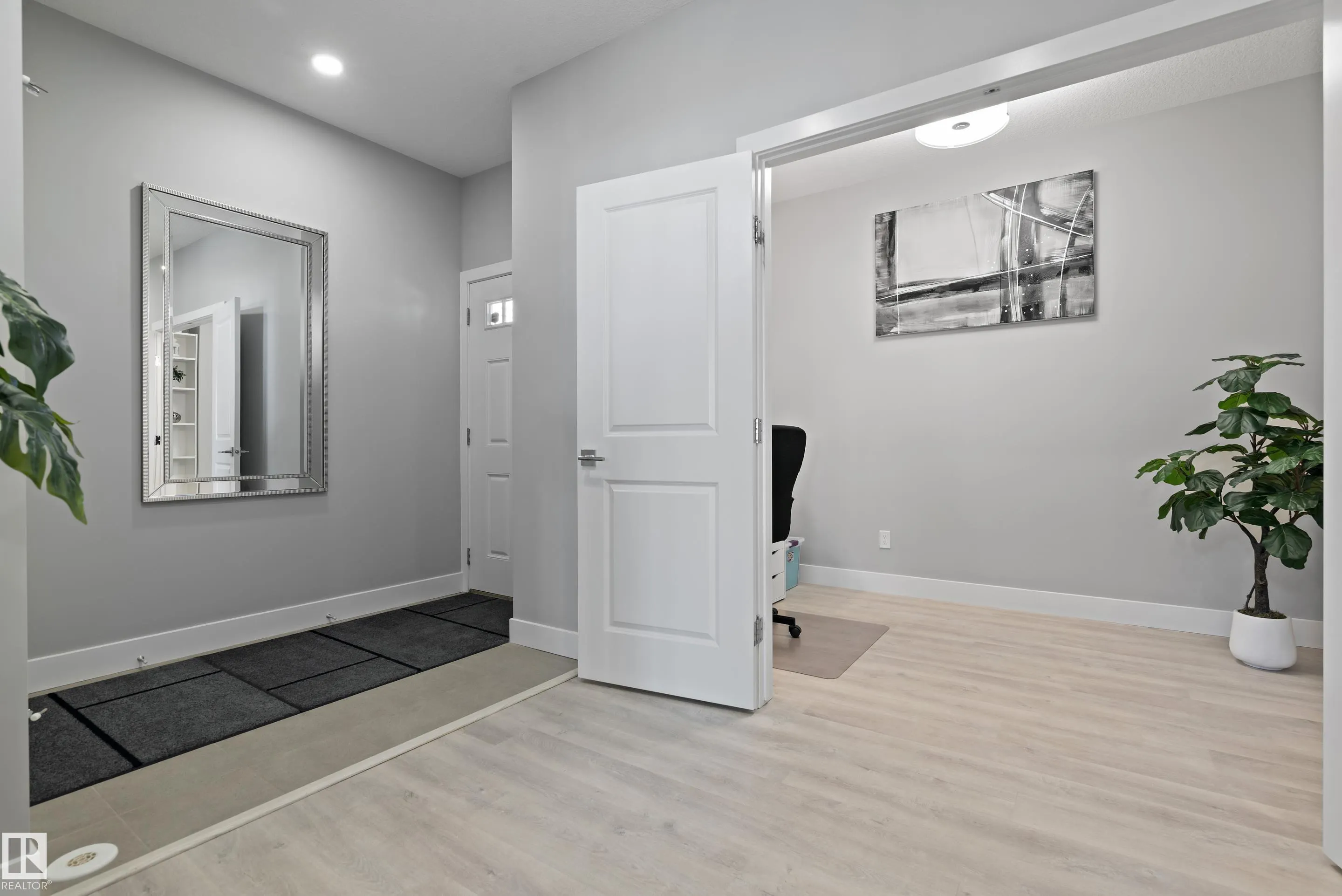 2654 DONAGHEY Crescent