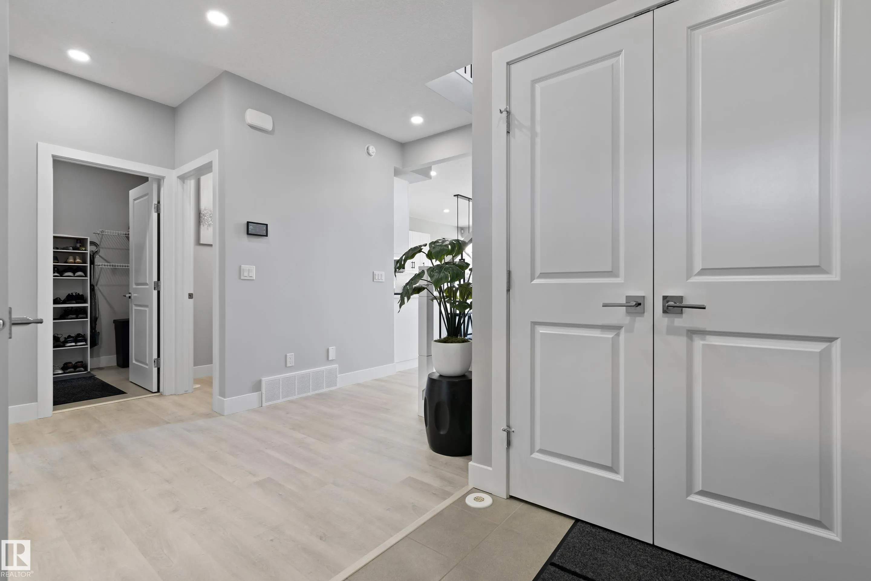 2654 DONAGHEY Crescent
