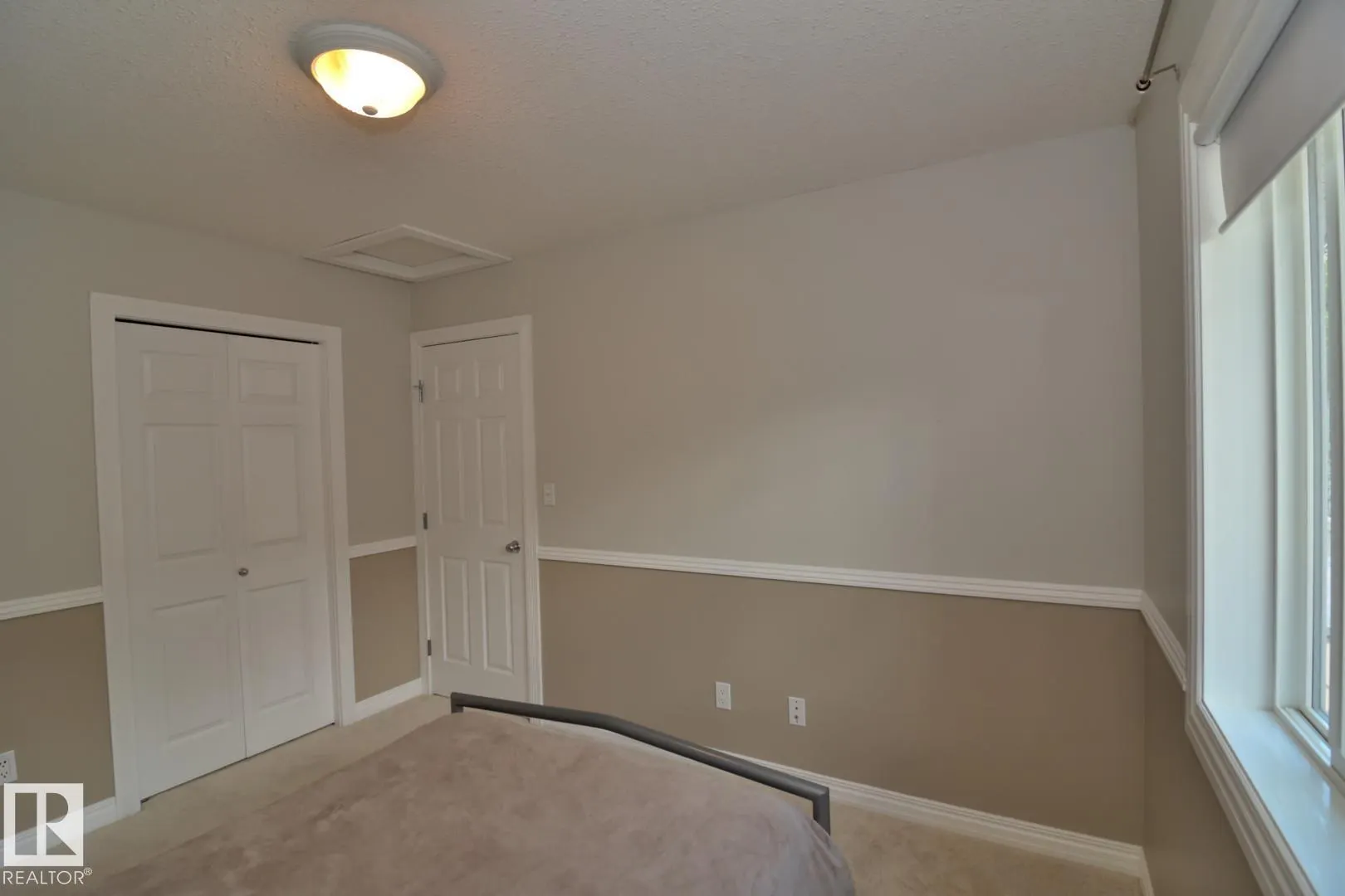60 LAURALCREST Place