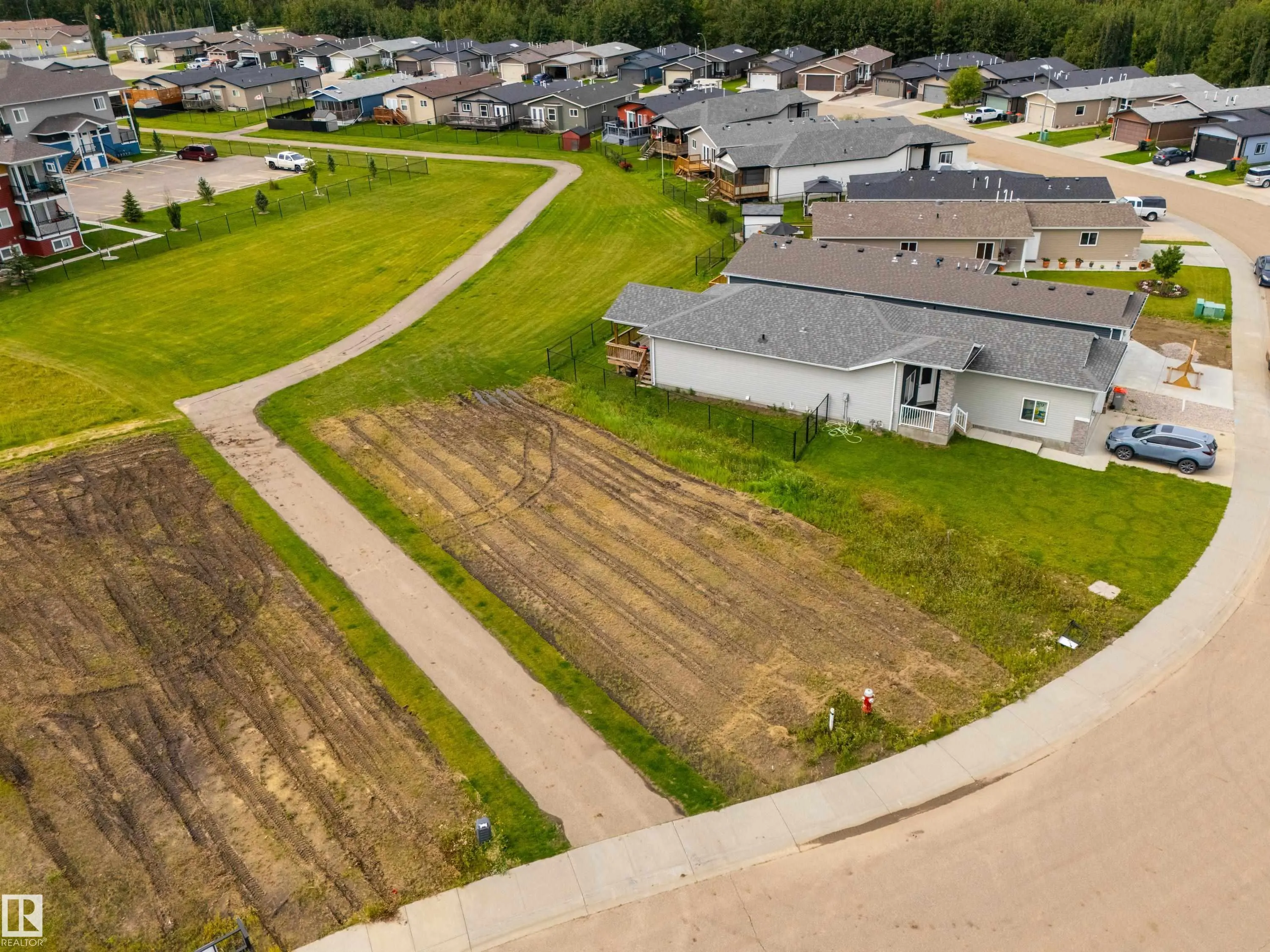 41 SUN MEADOWS Close