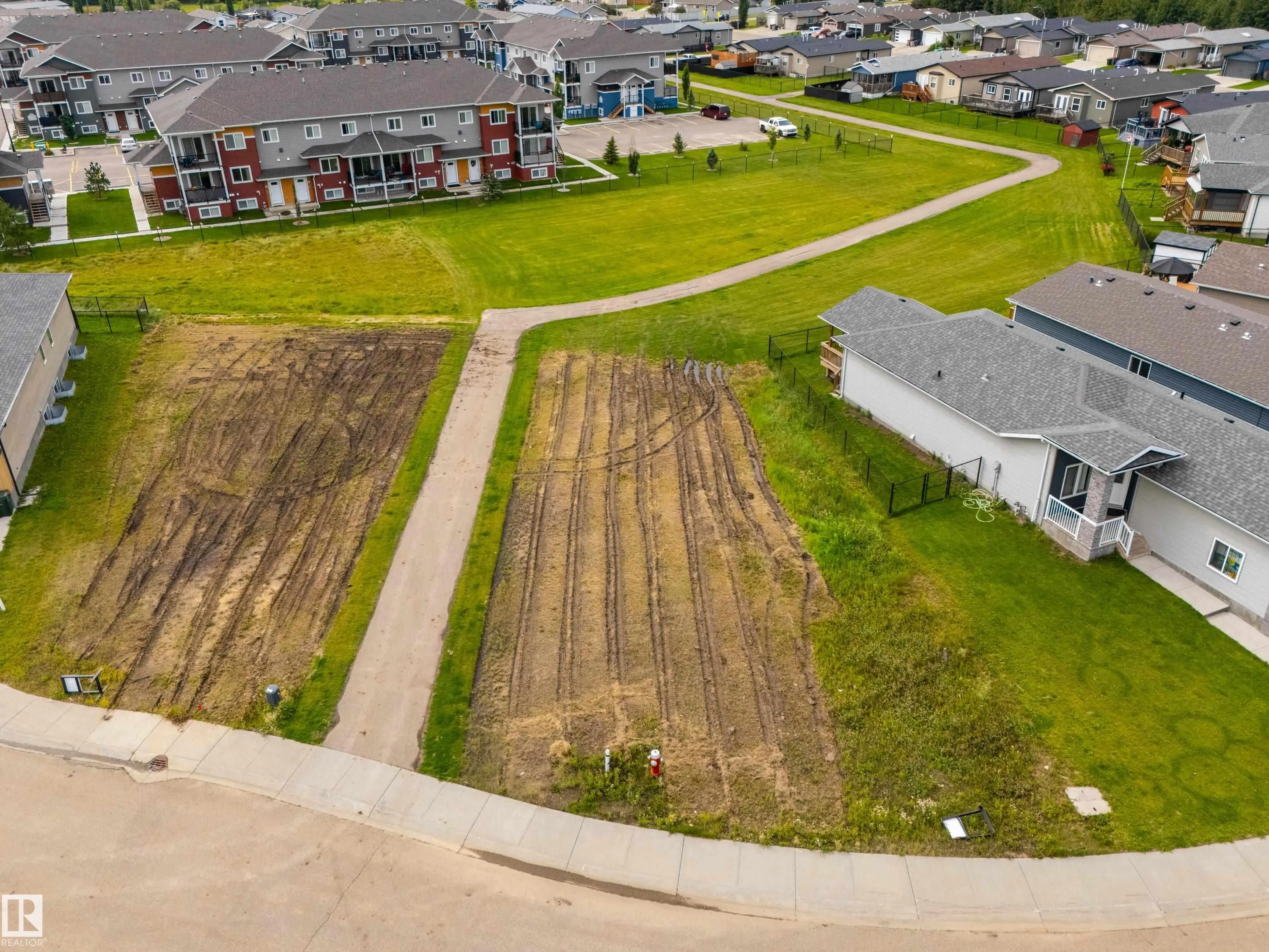 41 SUN MEADOWS Close