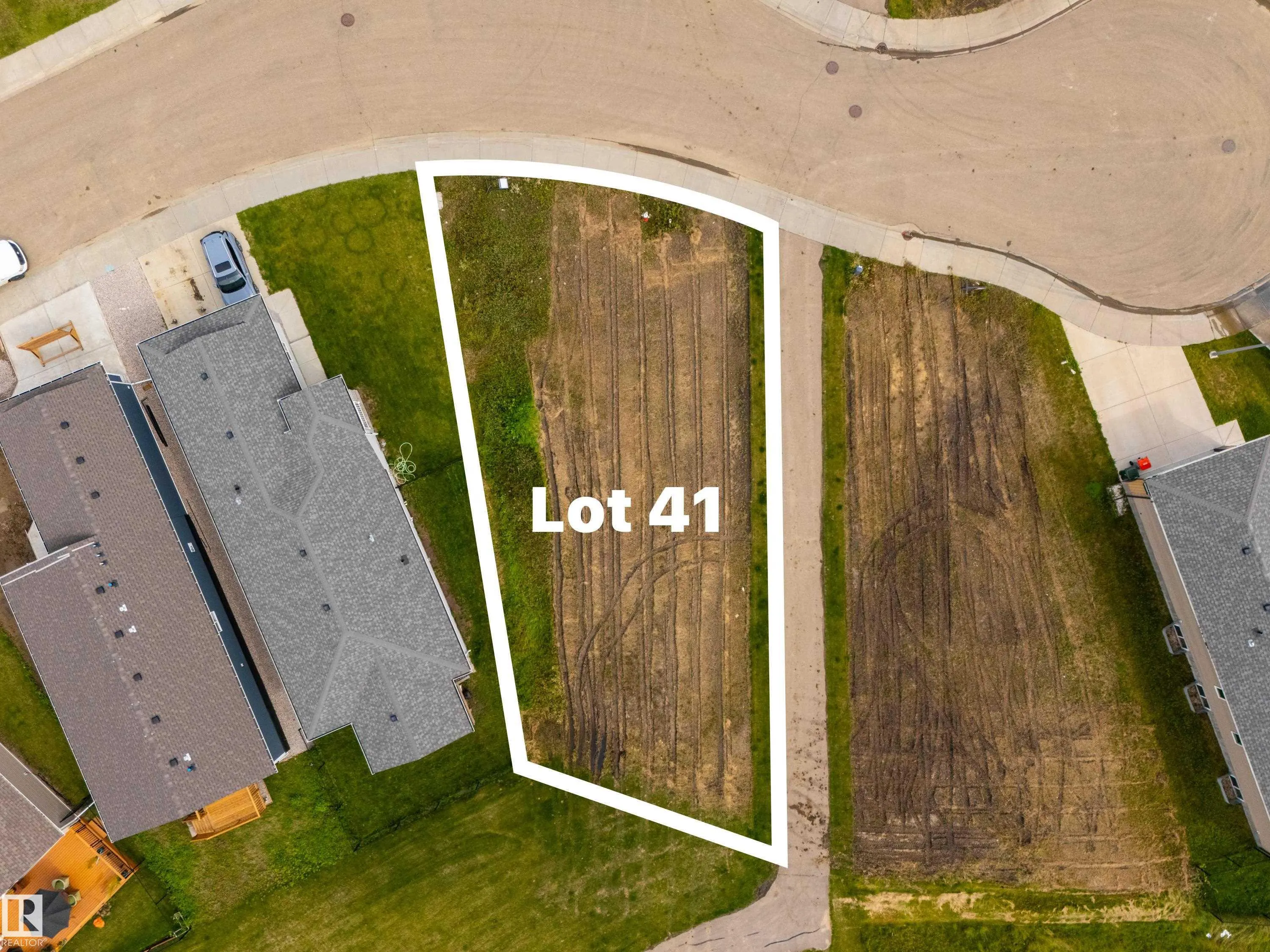 41 SUN MEADOWS Close