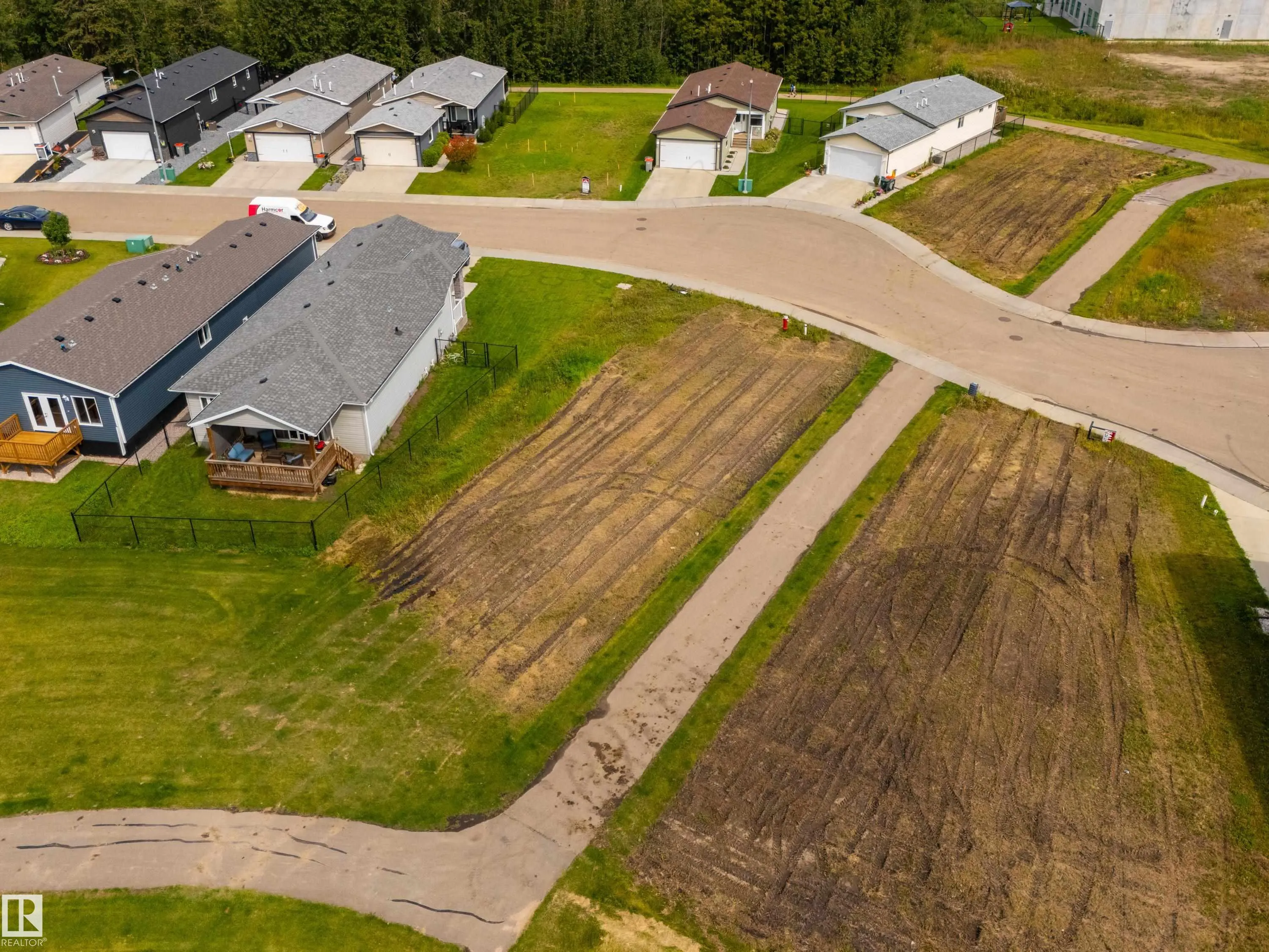 41 SUN MEADOWS Close