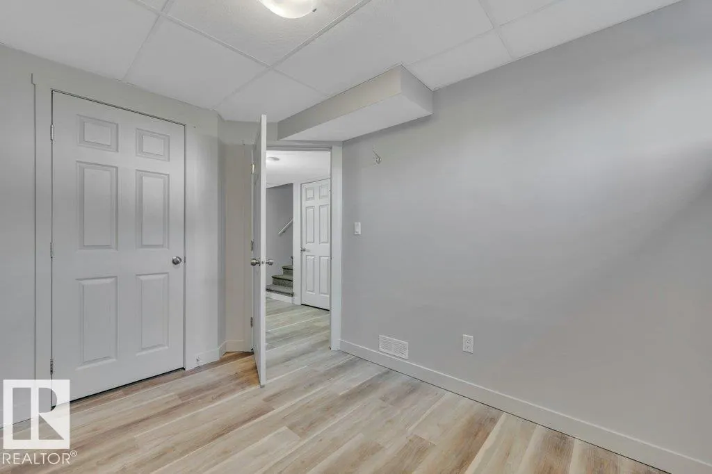 1 SIMMONDS Place