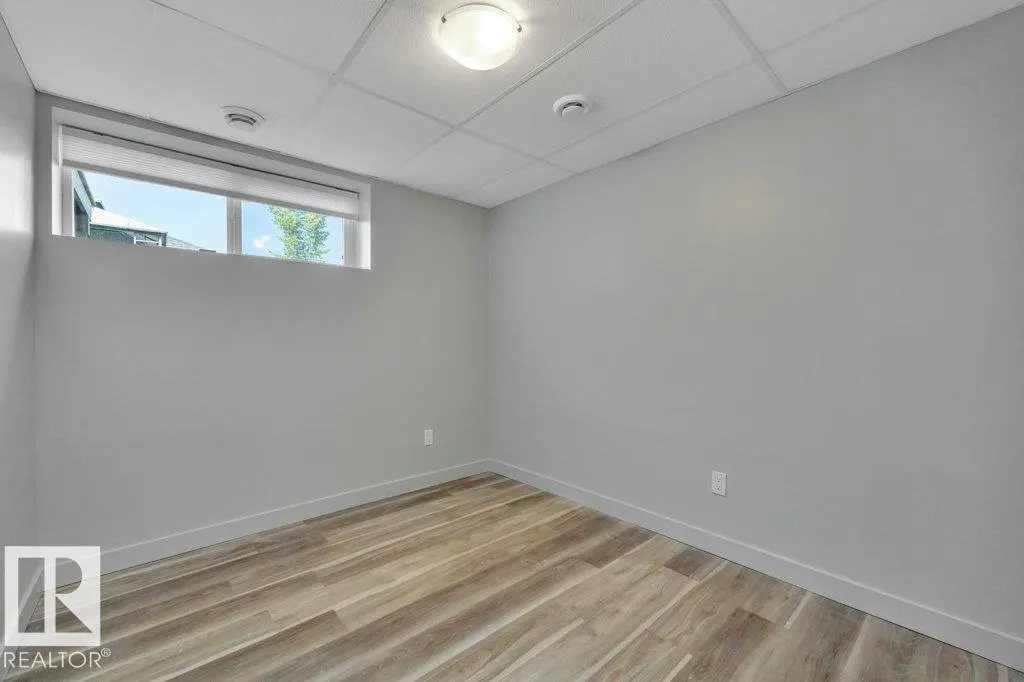 1 SIMMONDS Place