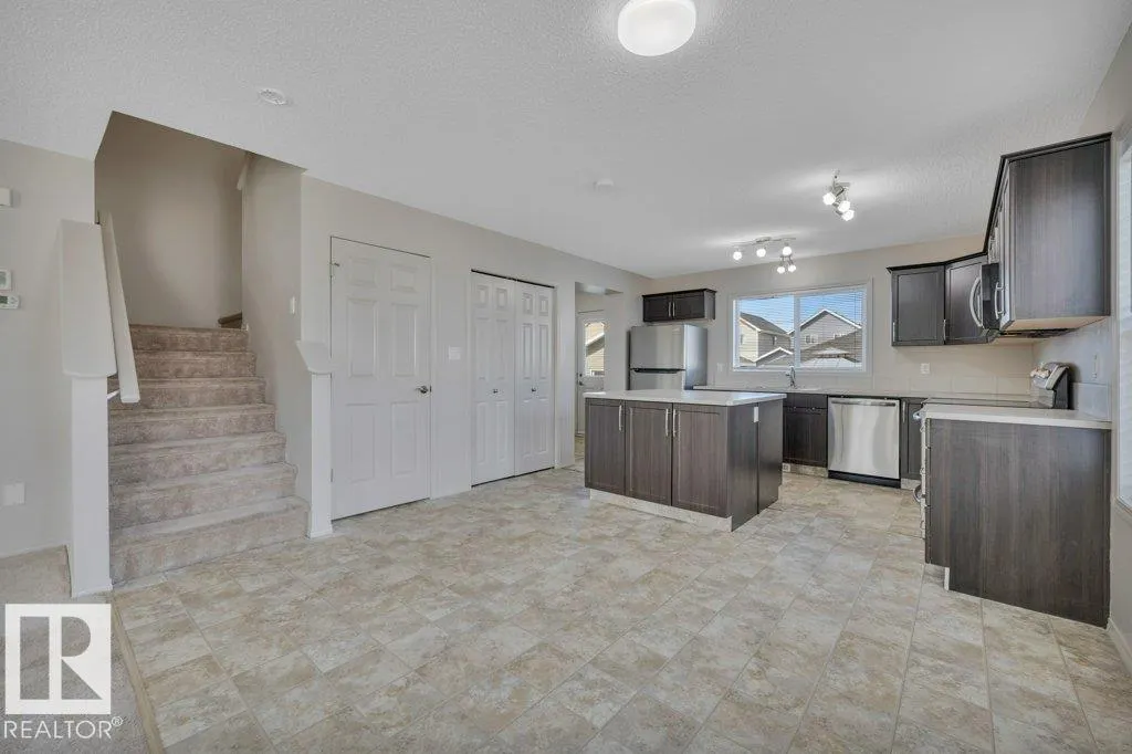 1 SIMMONDS Place