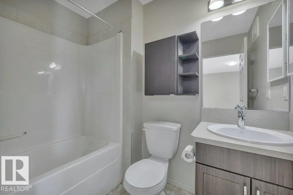 1 SIMMONDS Place
