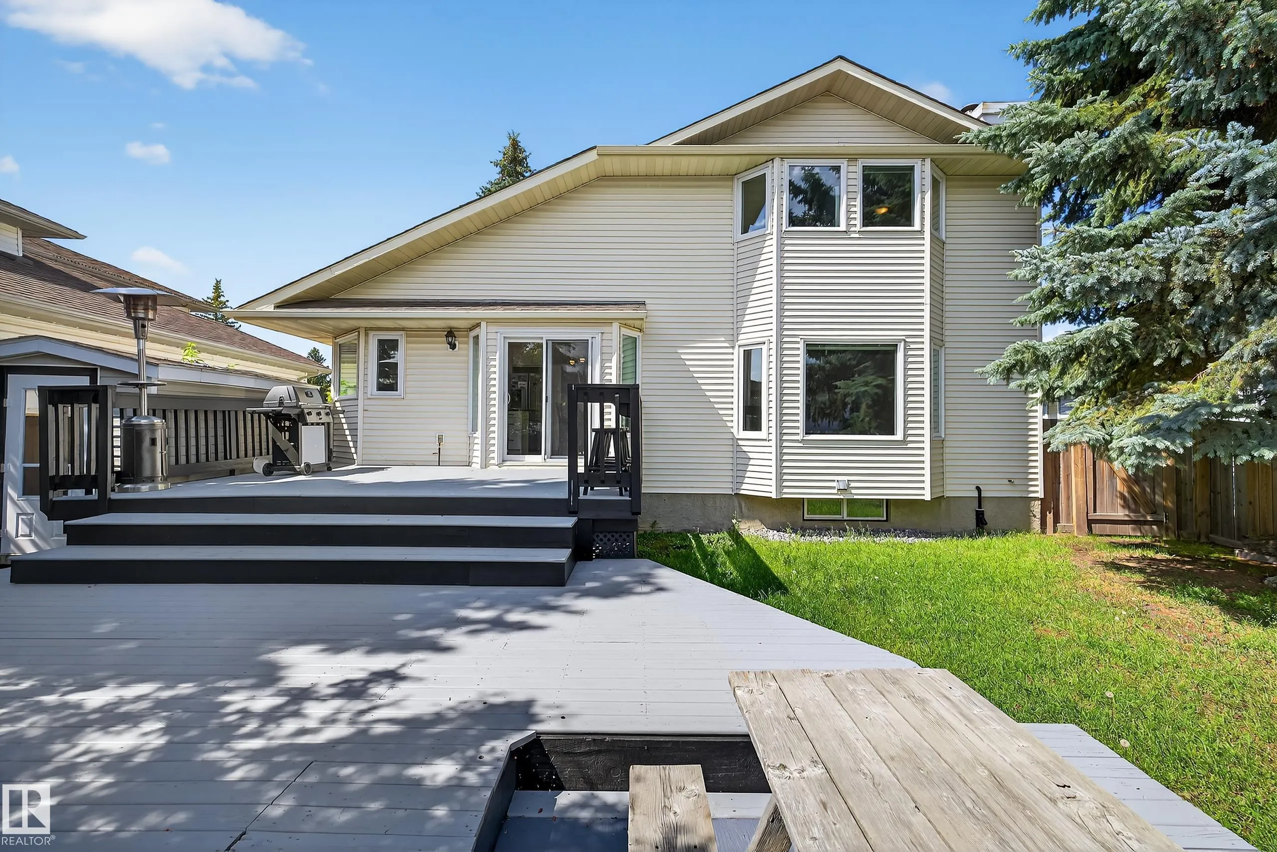 47 RIDGEMONT Way