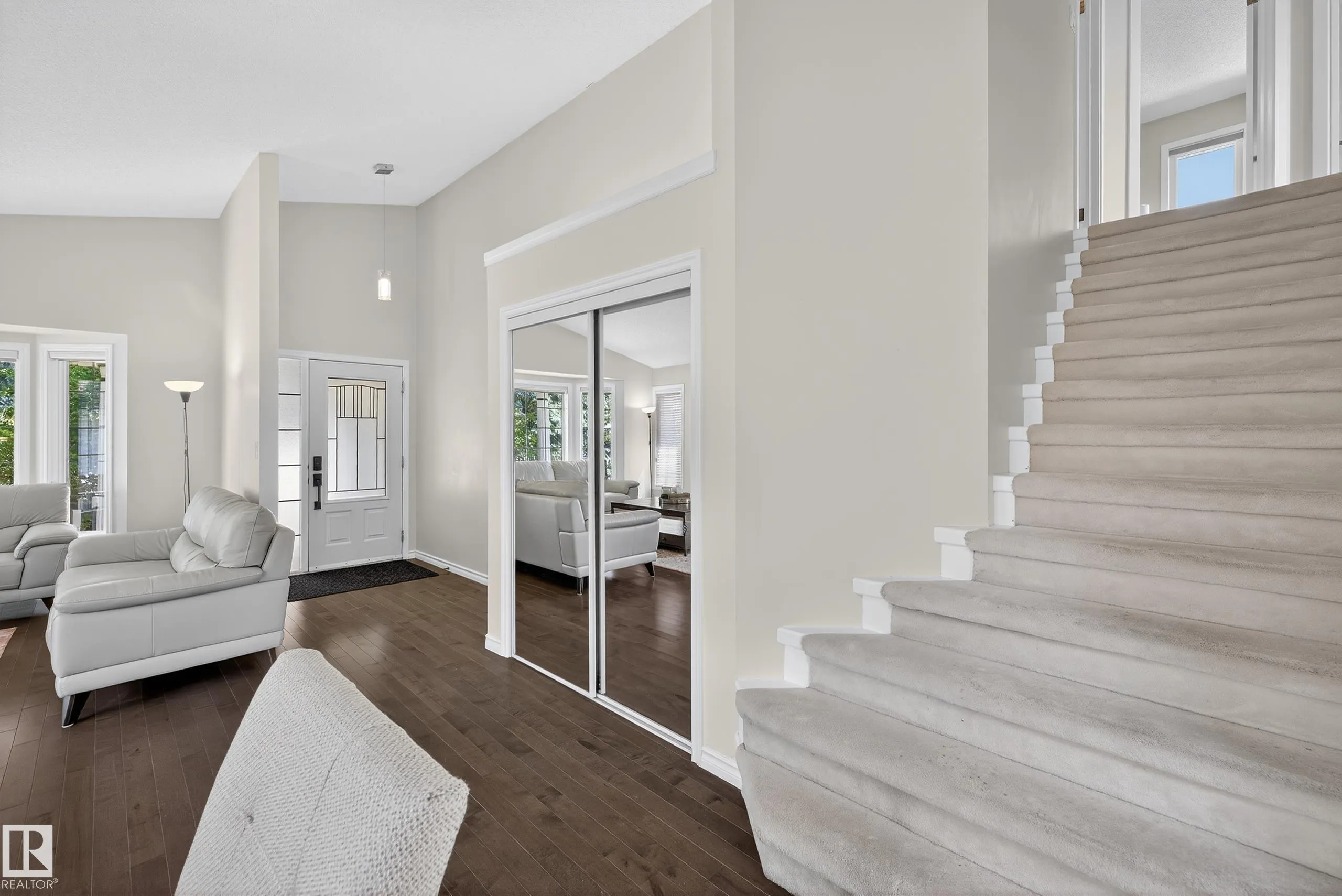 47 RIDGEMONT Way