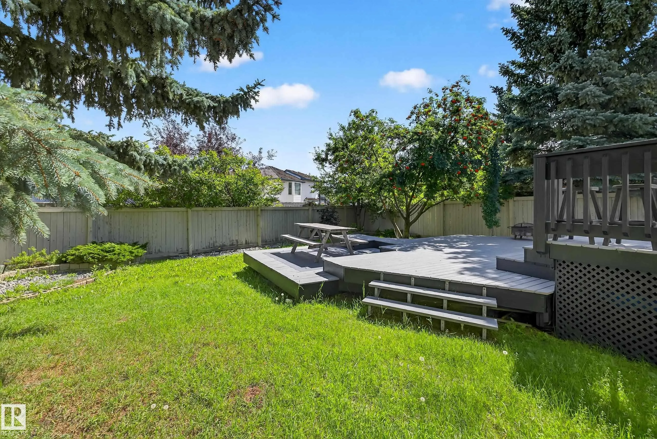 47 RIDGEMONT Way