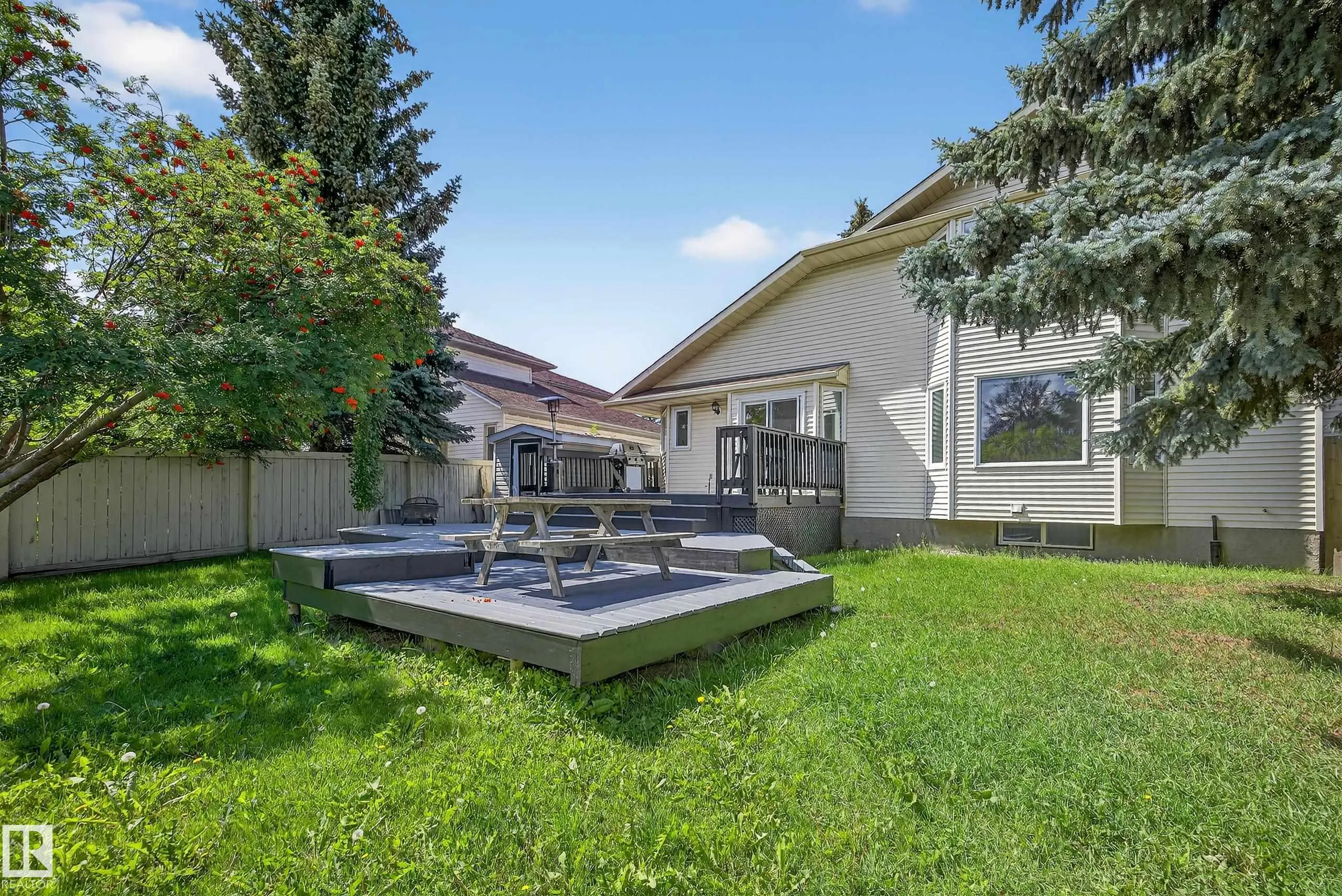 47 RIDGEMONT Way